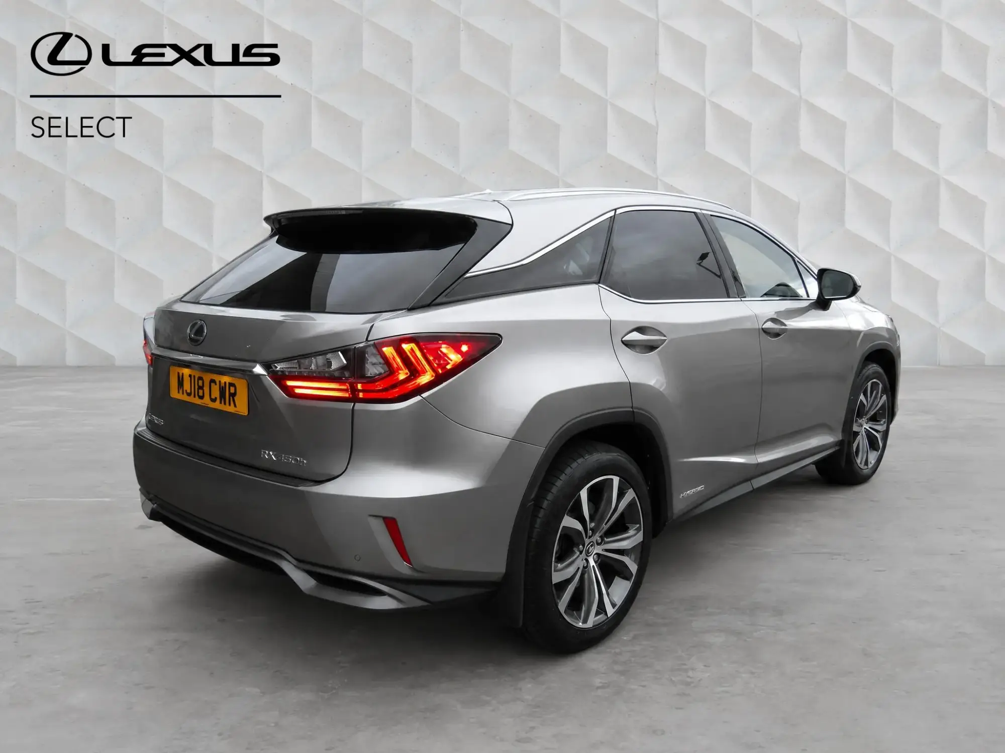 Lexus RX Image 4 Lexus RX Image 4