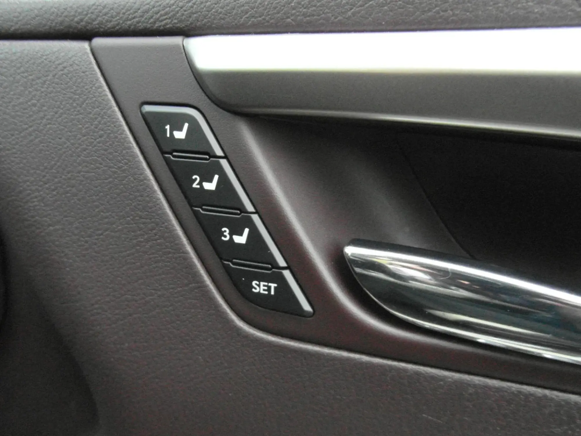 Lexus RX Image 26 Lexus RX Image 26
