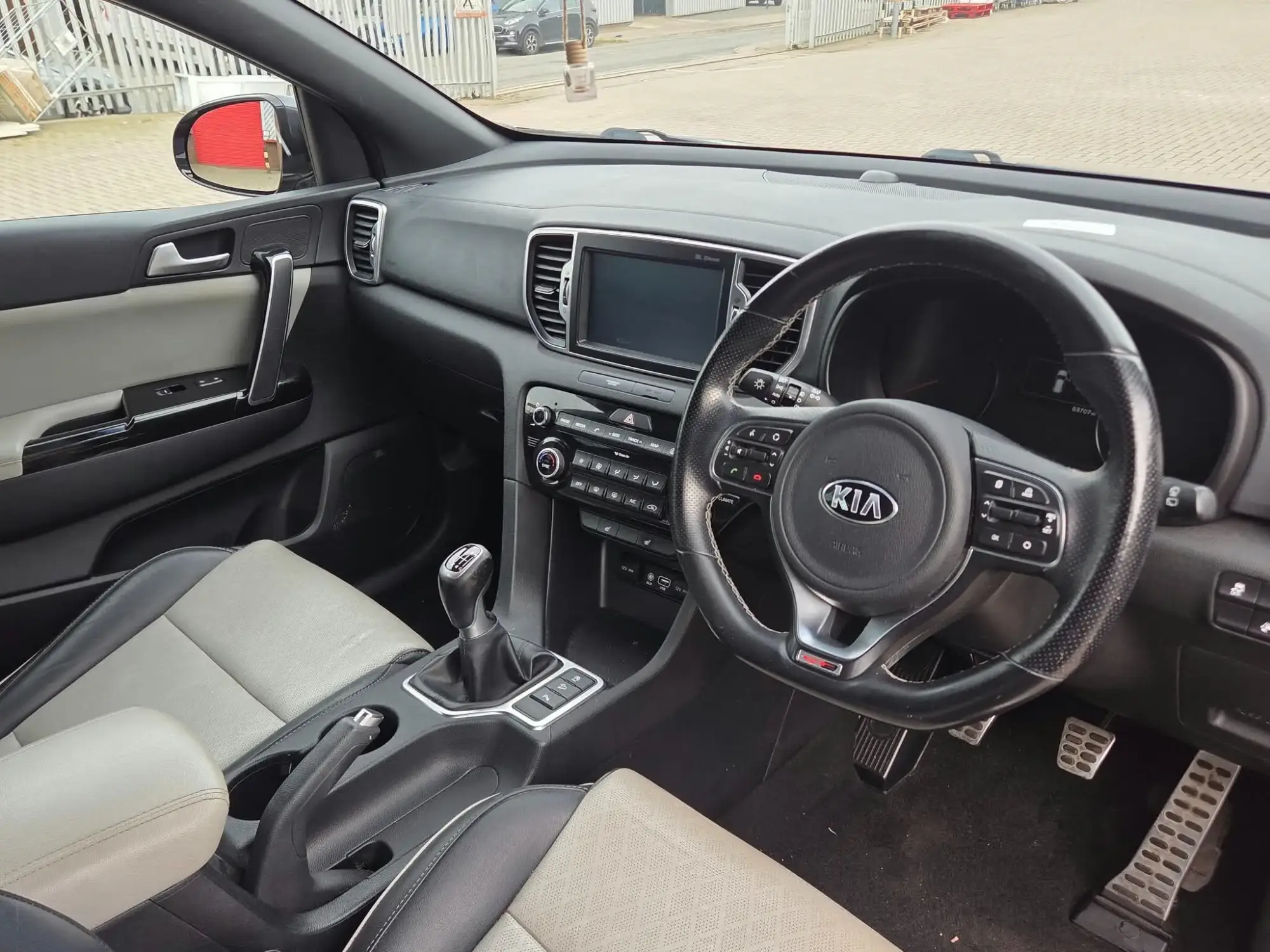 Kia Sportage Image 9