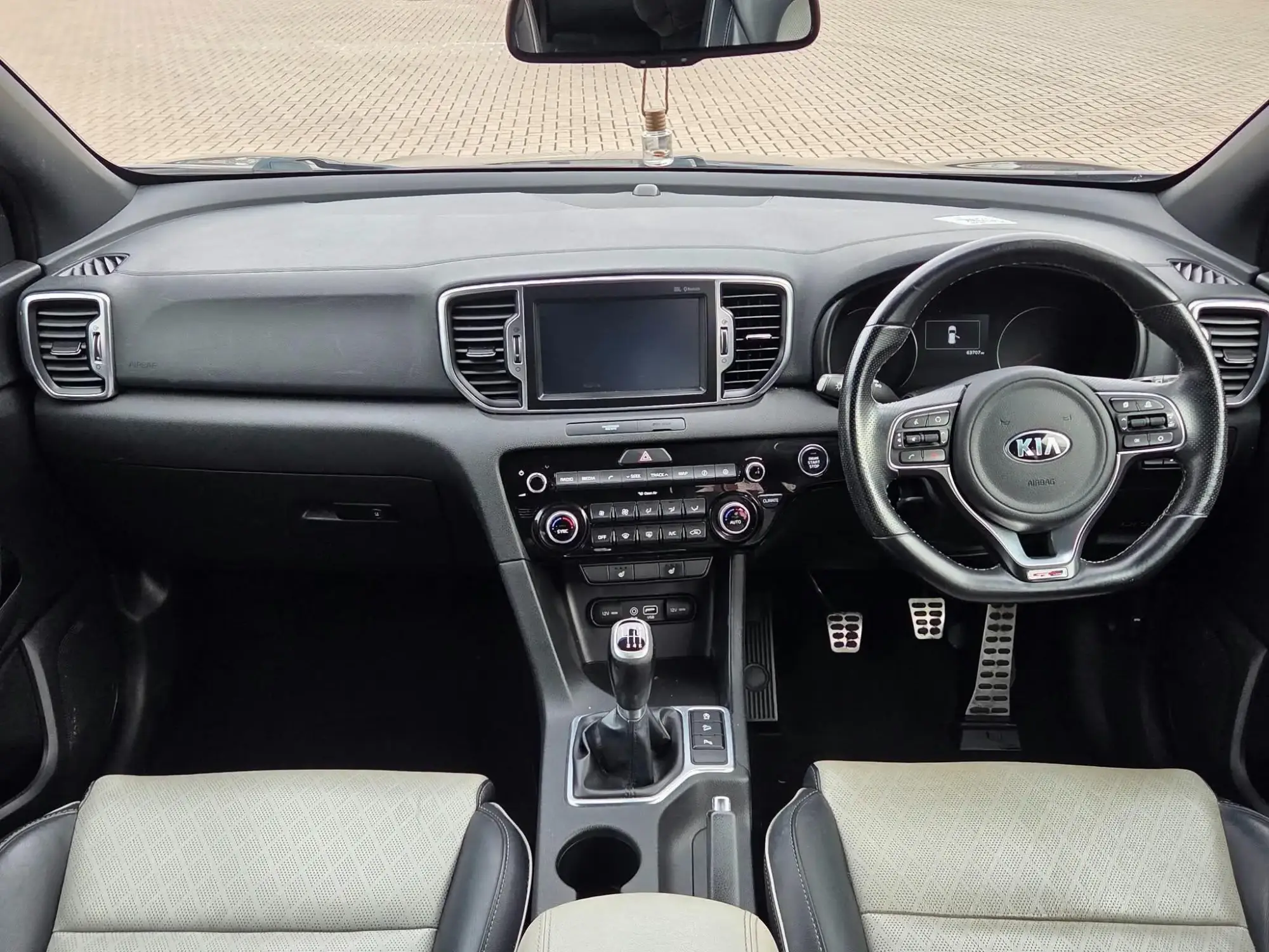 Kia Sportage Image 10