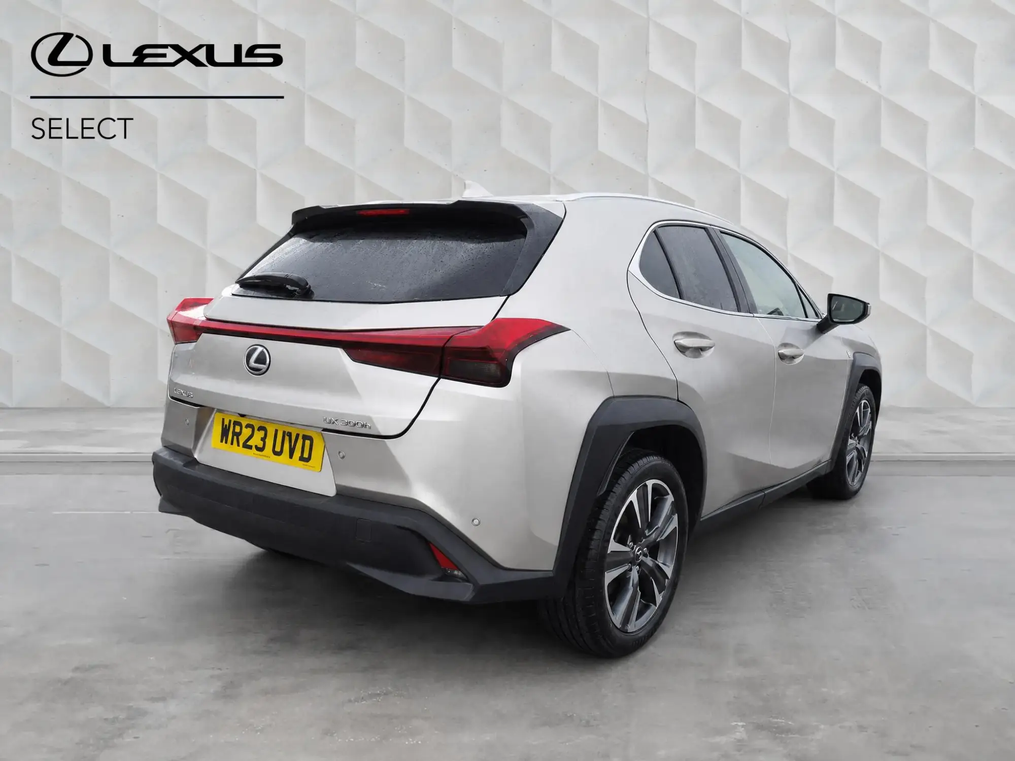 Lexus UX Self-Charging Hybrid 2.0 250h Premium E-CVT Euro 6 (s/s) 5dr WR23UVD Image 3 Lexus UX Self-Charging Hybrid 2.0 250h Premium E-CVT Euro 6 (s/s) 5dr WR23UVD Image 3