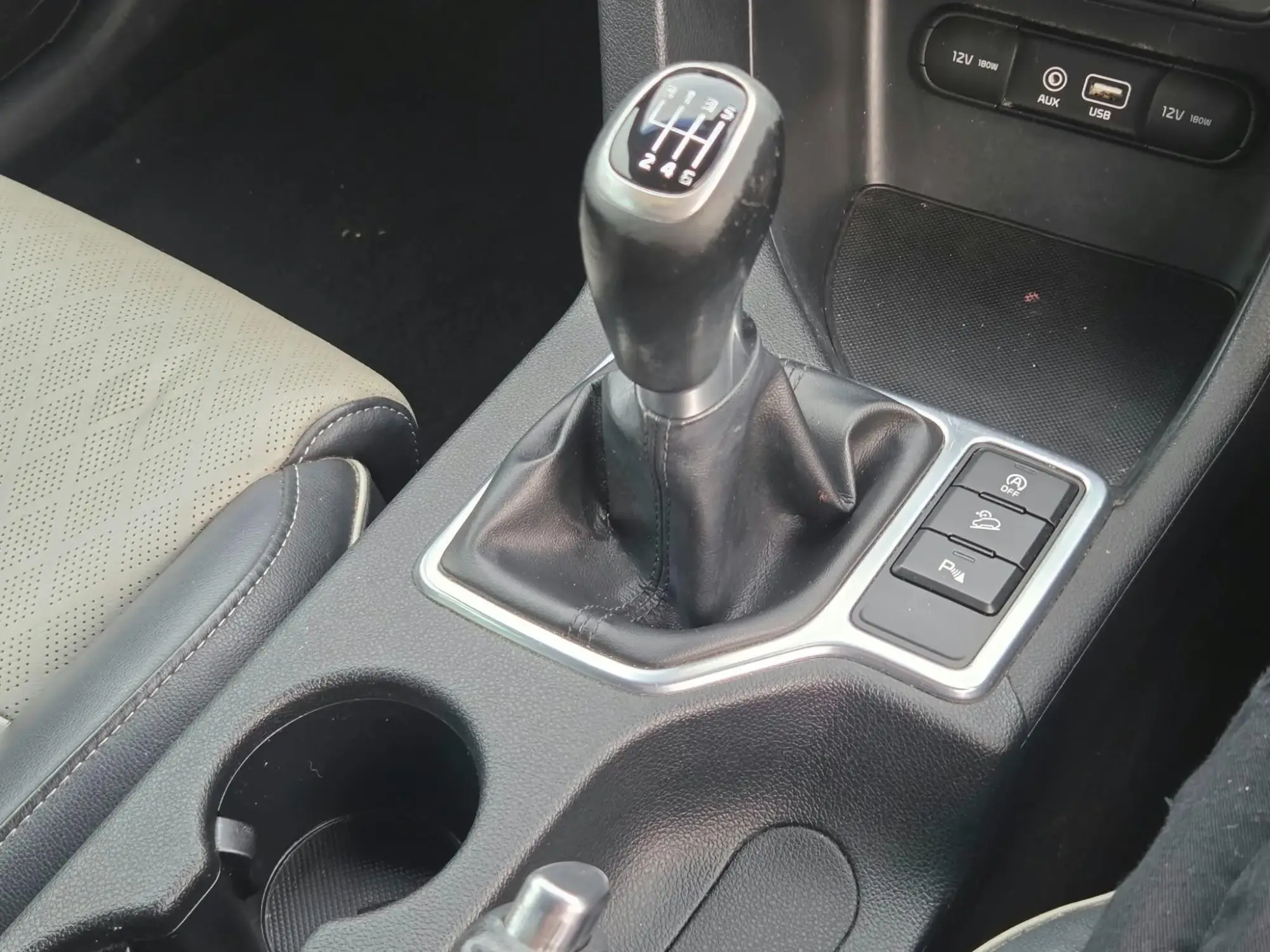 Kia Sportage Image 11