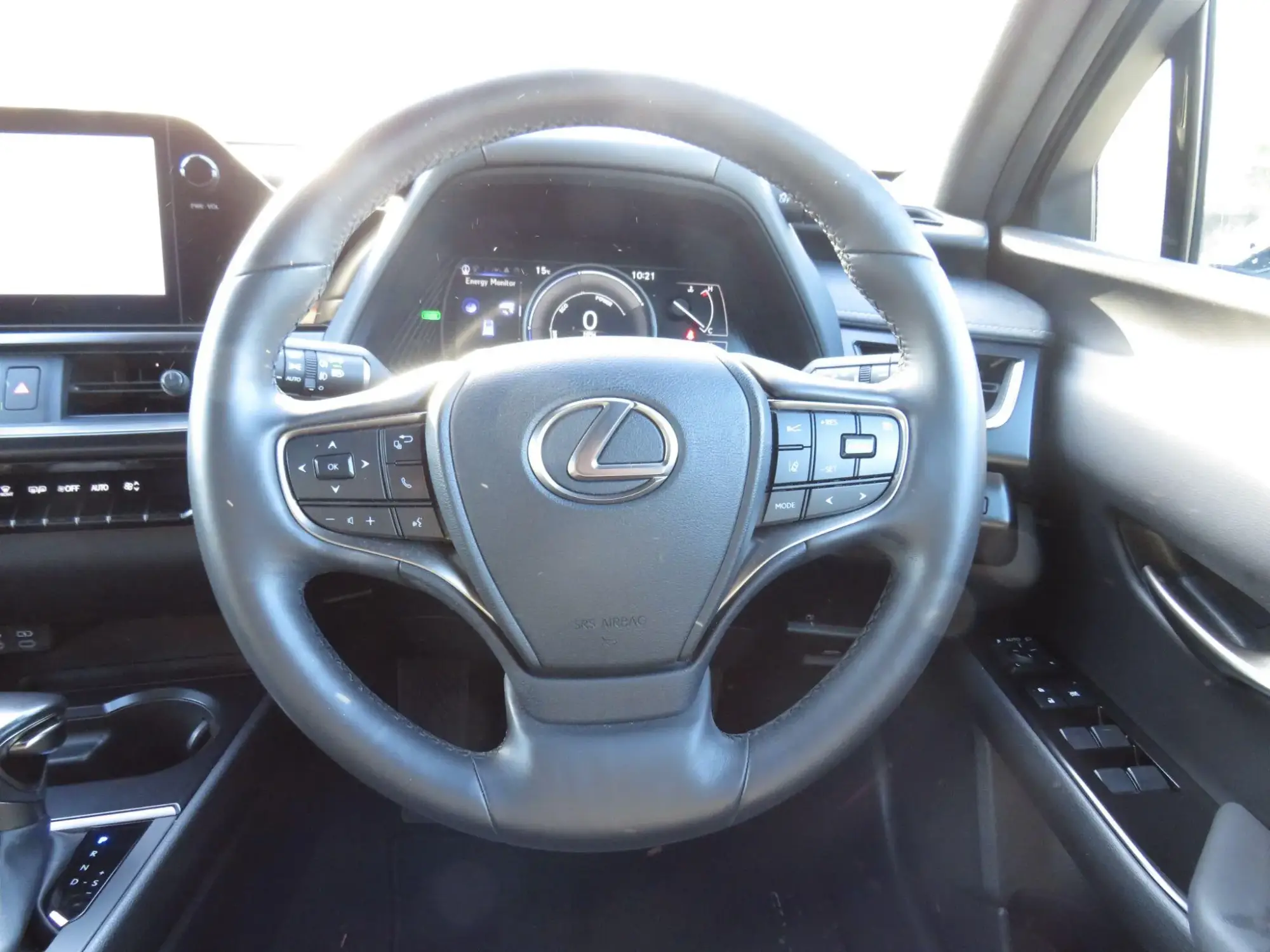 Lexus UX Self-Charging Hybrid Image 13 Lexus UX Self-Charging Hybrid Image 13