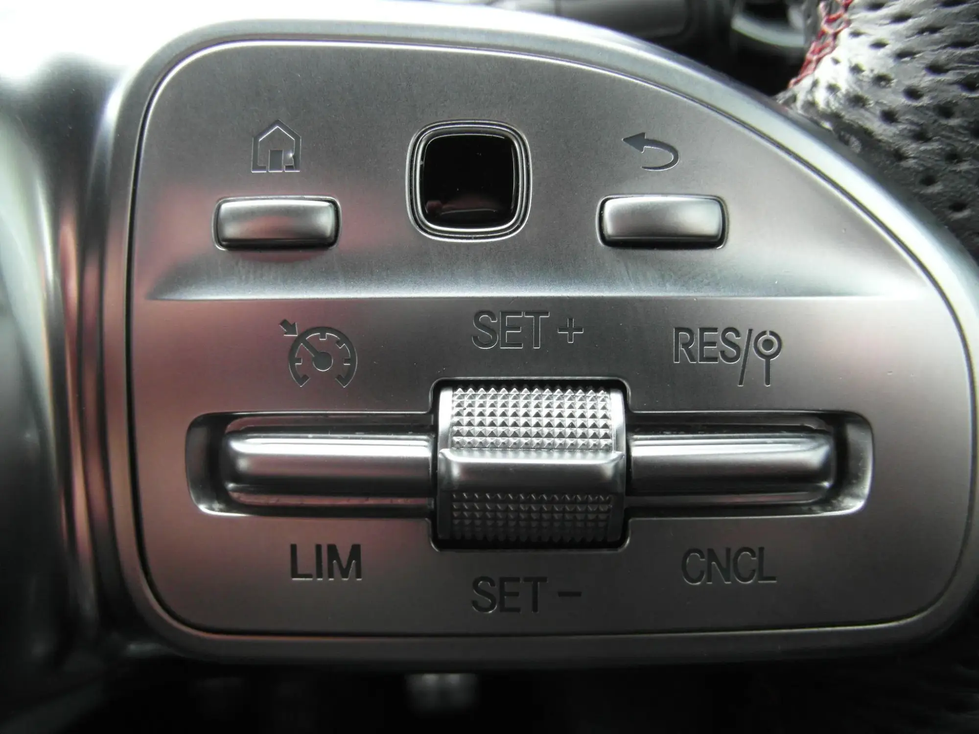 Mercedes-Benz A-Class Image 18 Mercedes-Benz A-Class Image 18
