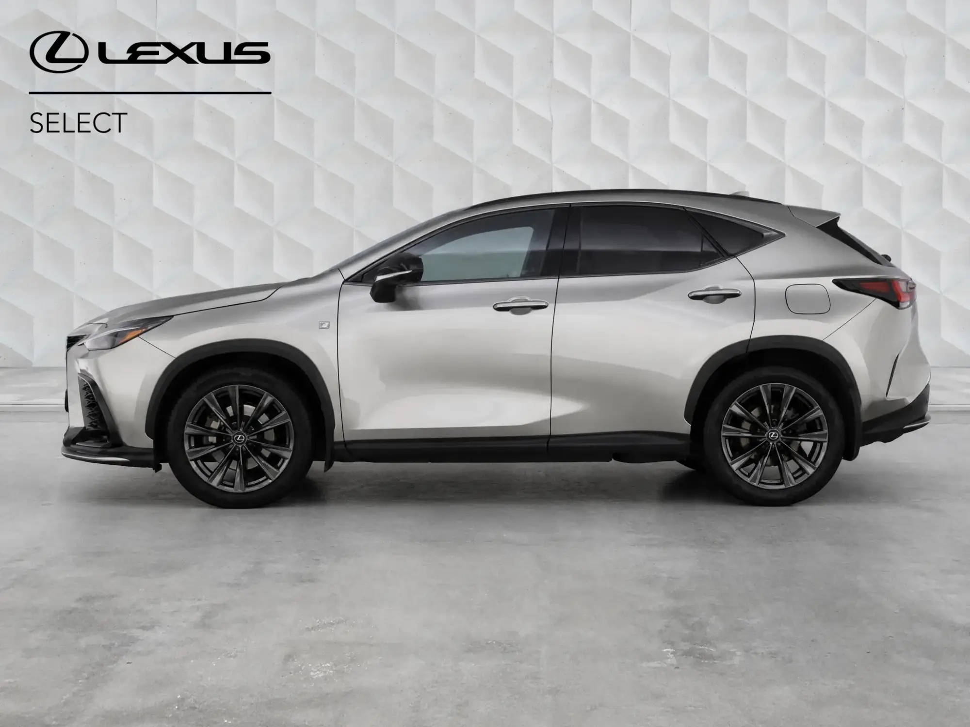 Lexus NX Plug-In Hybrid Image 5 Lexus NX Plug-In Hybrid Image 5