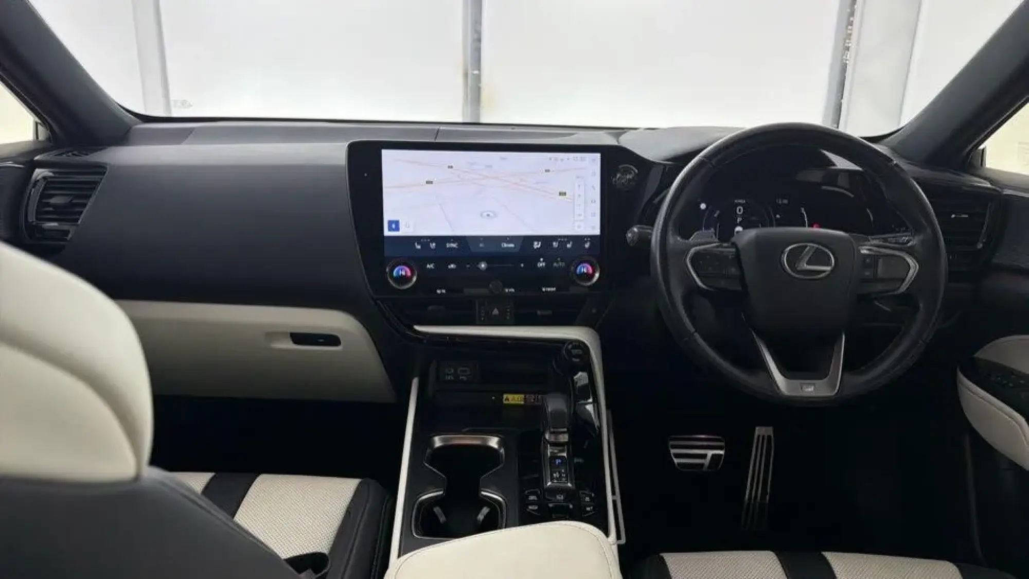 Lexus NX Plug-In Hybrid Image 9 Lexus NX Plug-In Hybrid Image 9