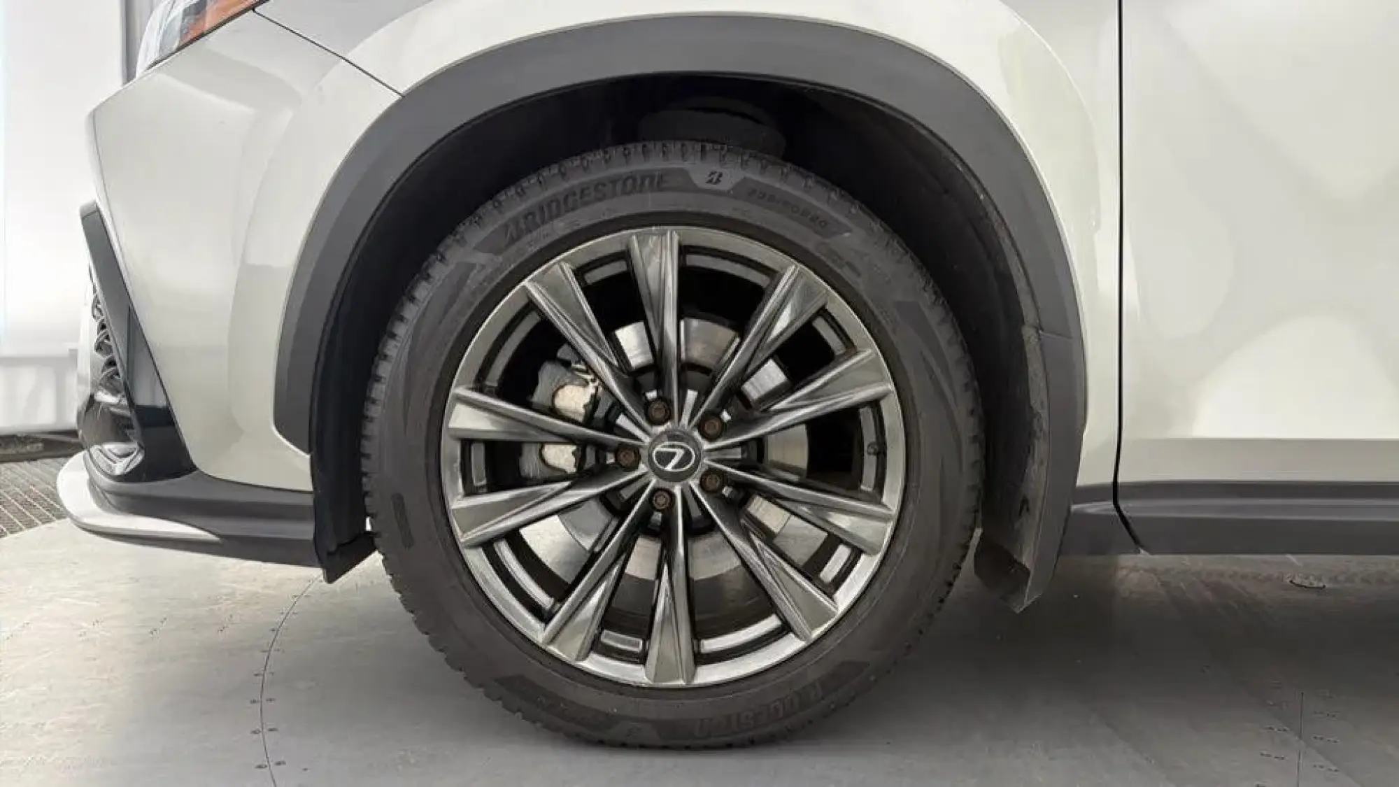 Lexus NX Plug-In Hybrid Image 14 Lexus NX Plug-In Hybrid Image 14