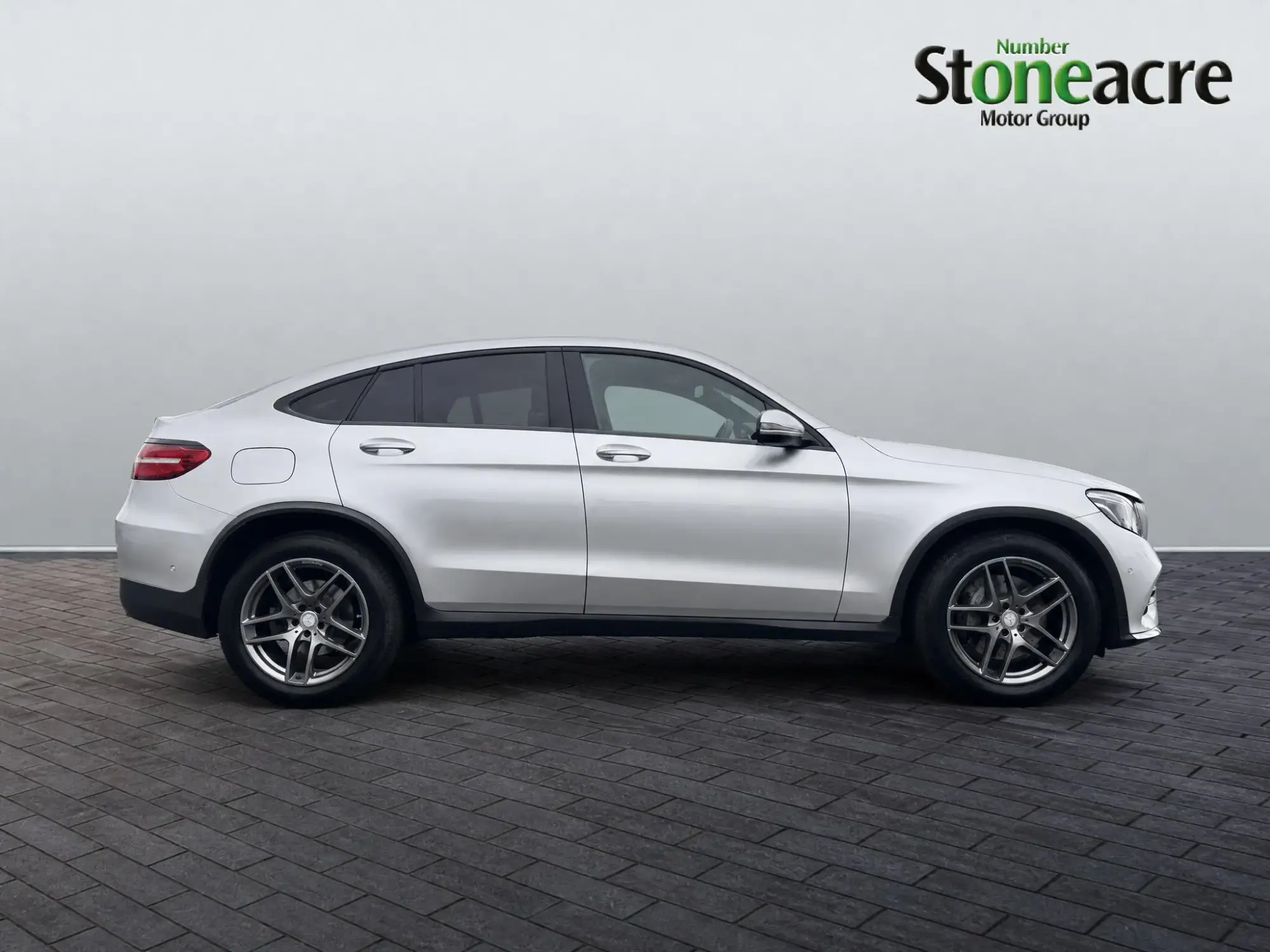 Mercedes-Benz GLC 2.1 GLC220d AMG Line Coupe G-Tronic 4MATIC Euro 6 (s/s) 5dr SM66XKE Image 2 Mercedes-Benz GLC 2.1 GLC220d AMG Line Coupe G-Tronic 4MATIC Euro 6 (s/s) 5dr SM66XKE Image 2