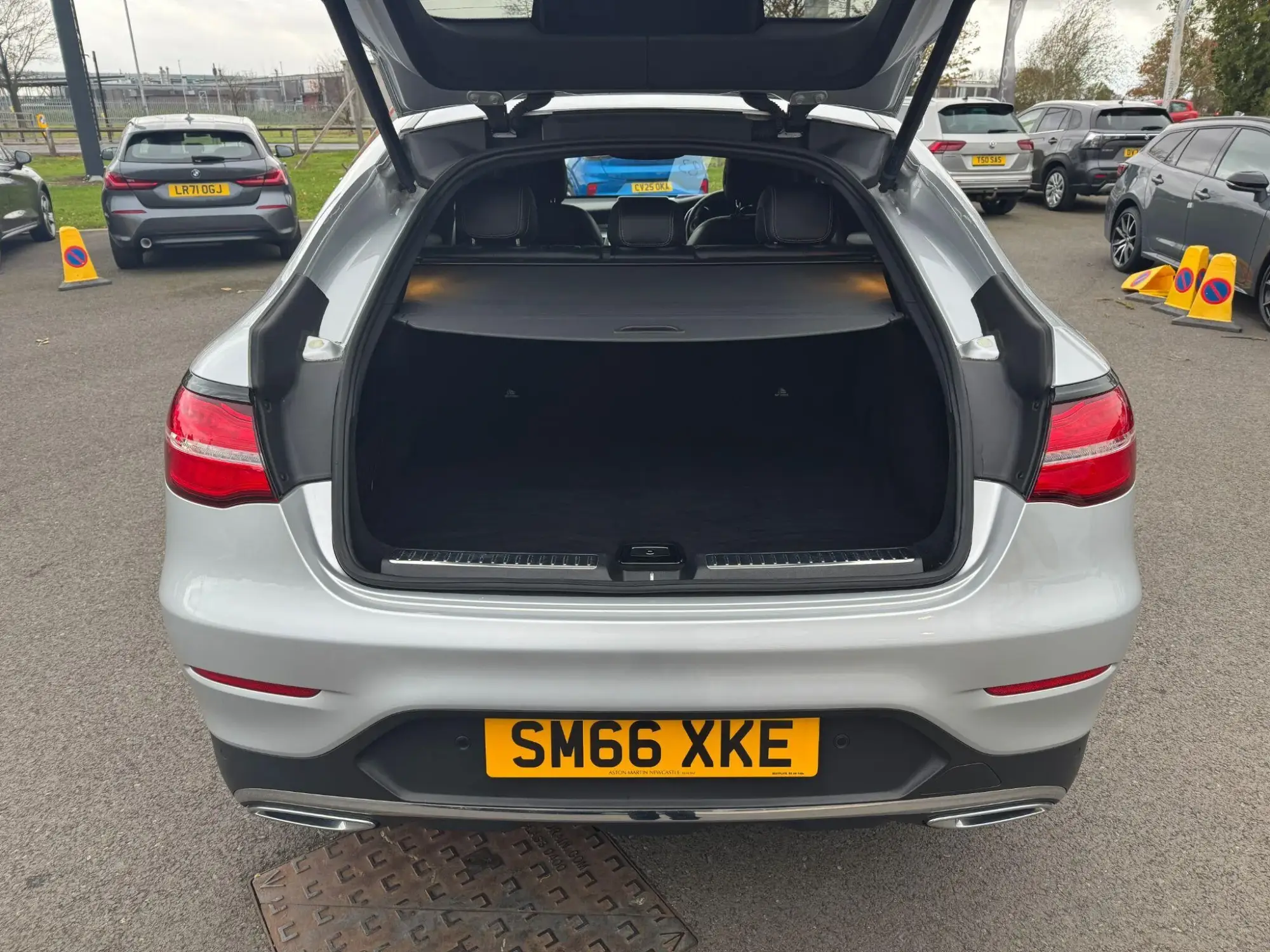 Mercedes-Benz GLC Image 10 Mercedes-Benz GLC Image 10