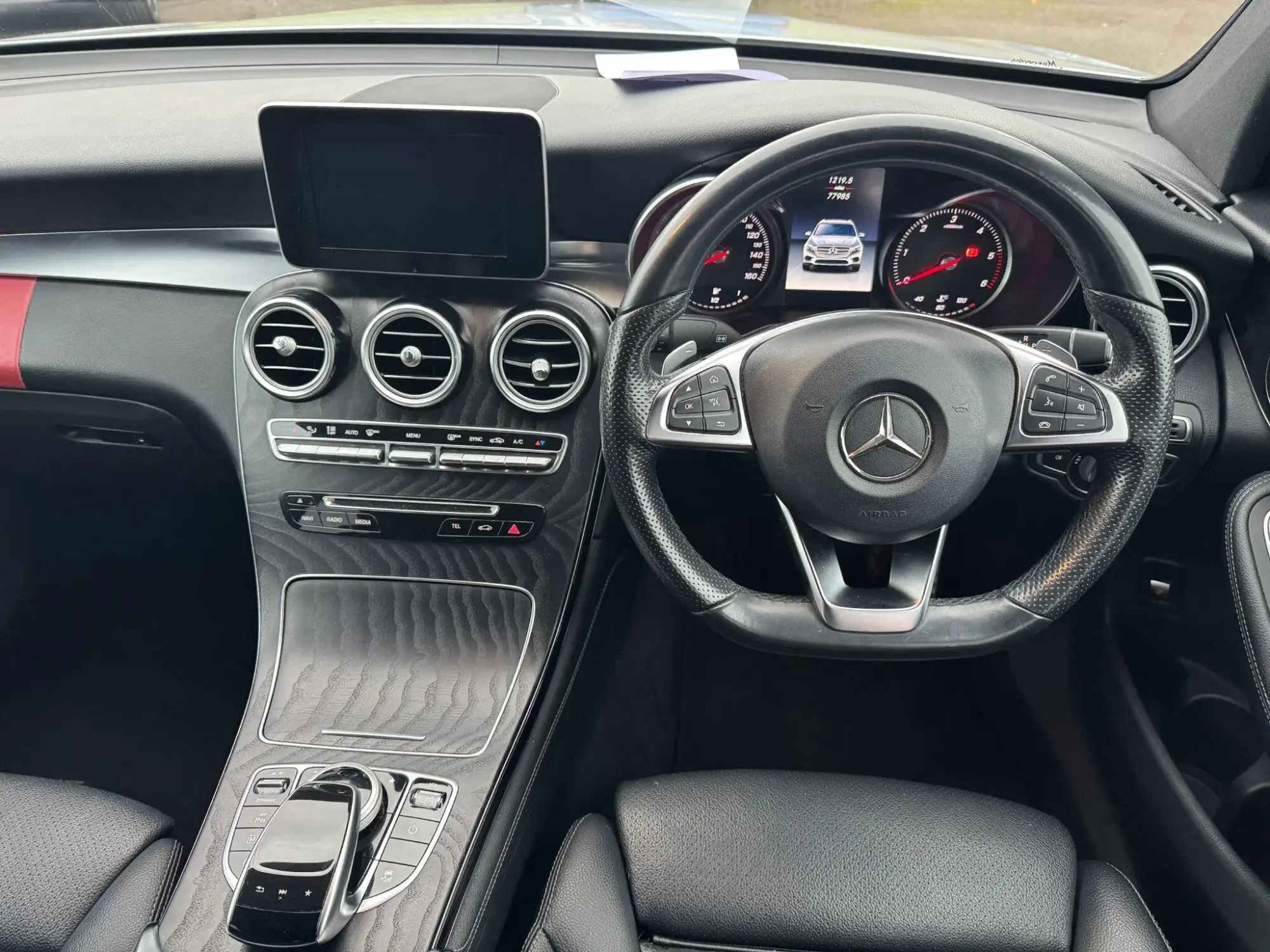 Mercedes-Benz GLC Image 15 Mercedes-Benz GLC Image 15