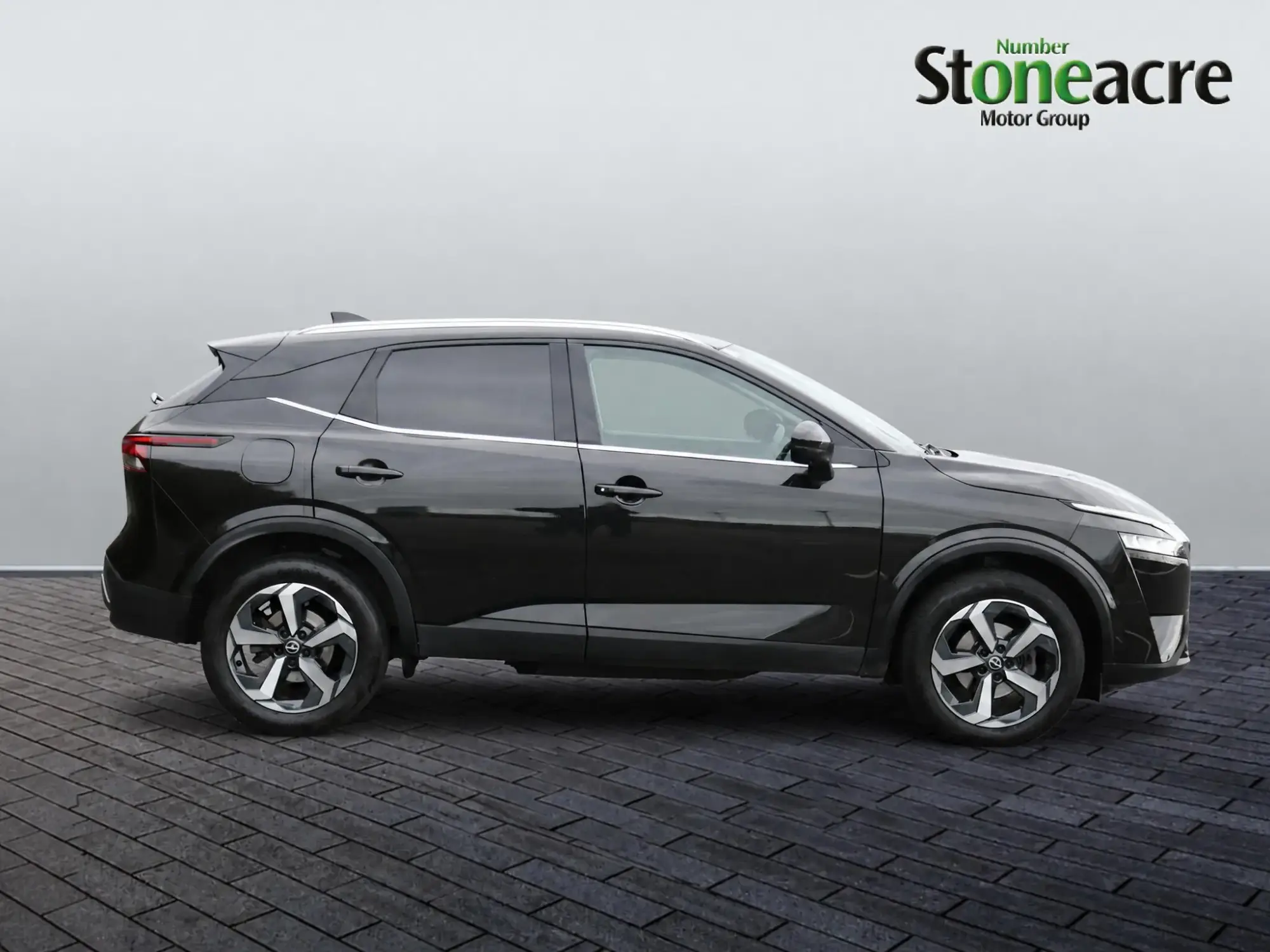 Nissan Qashqai 1.3 DIG-T MHEV N-Connecta XTRON Euro 6 (s/s) 5dr PJ23KCK Image 2