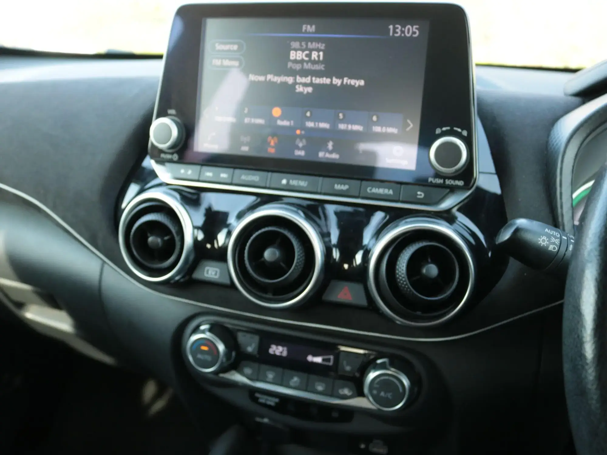 Nissan Juke Hybrid Image 17 Nissan Juke Hybrid Image 17