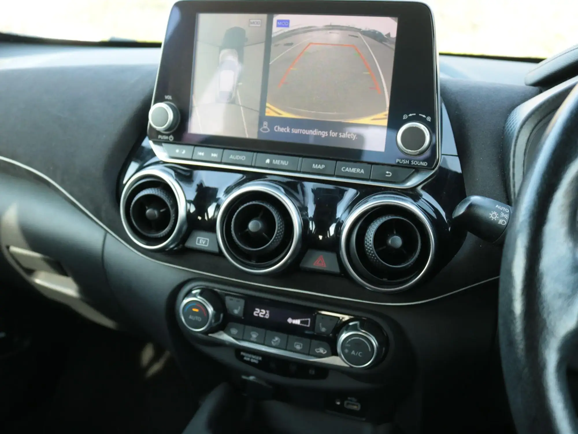 Nissan Juke Hybrid Image 18 Nissan Juke Hybrid Image 18