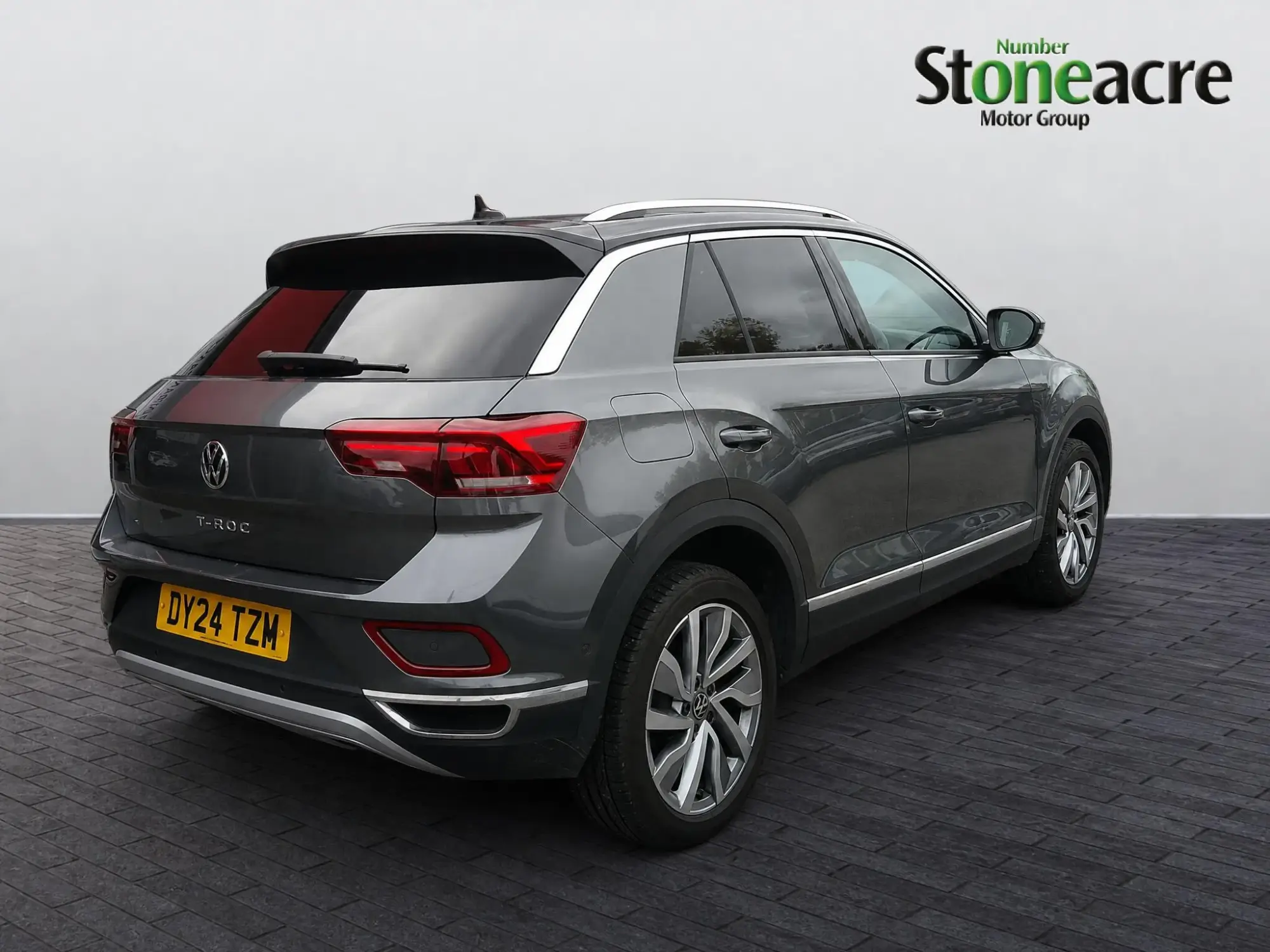Volkswagen T-Roc 1.5 TSI Style DSG 2WD Euro 6 (s/s) 5dr DY24TZM Image 3