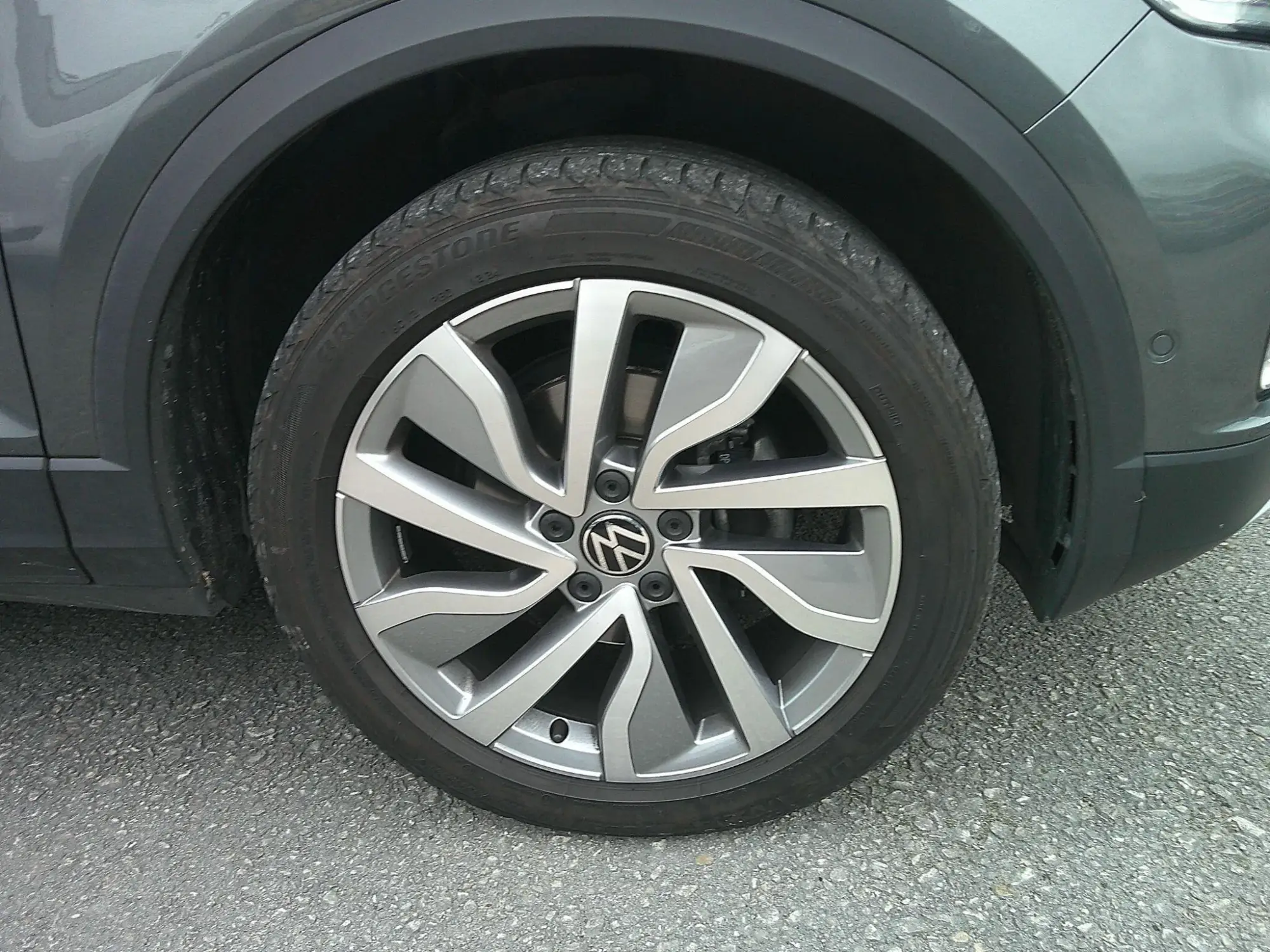 Volkswagen T-Roc Image 8