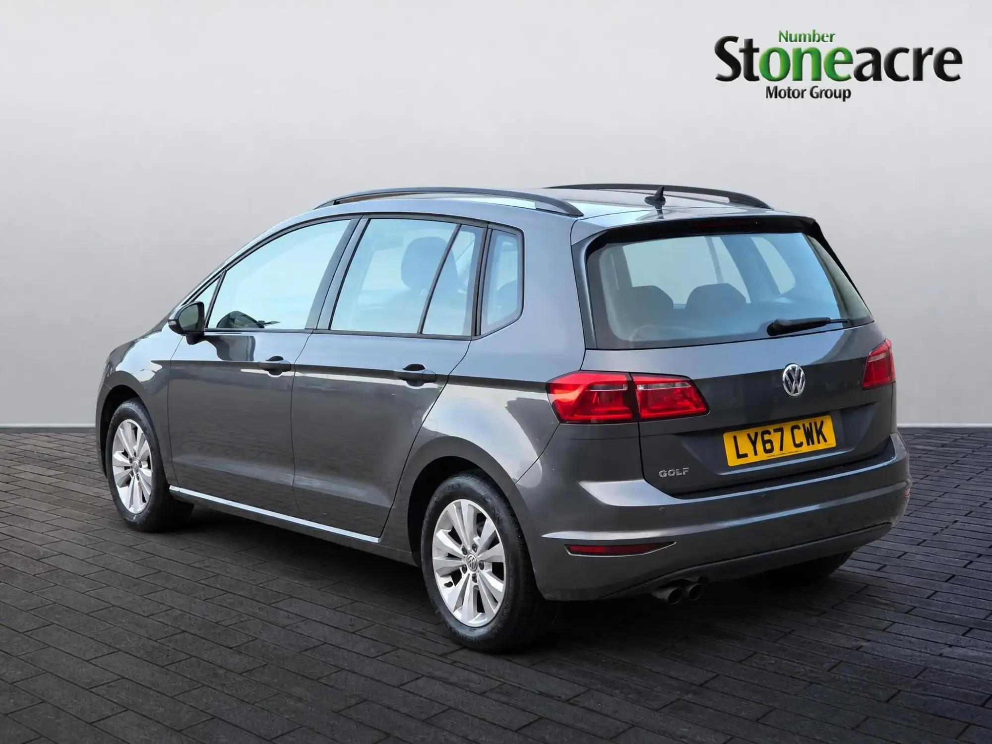 Volkswagen Golf SV Image 4