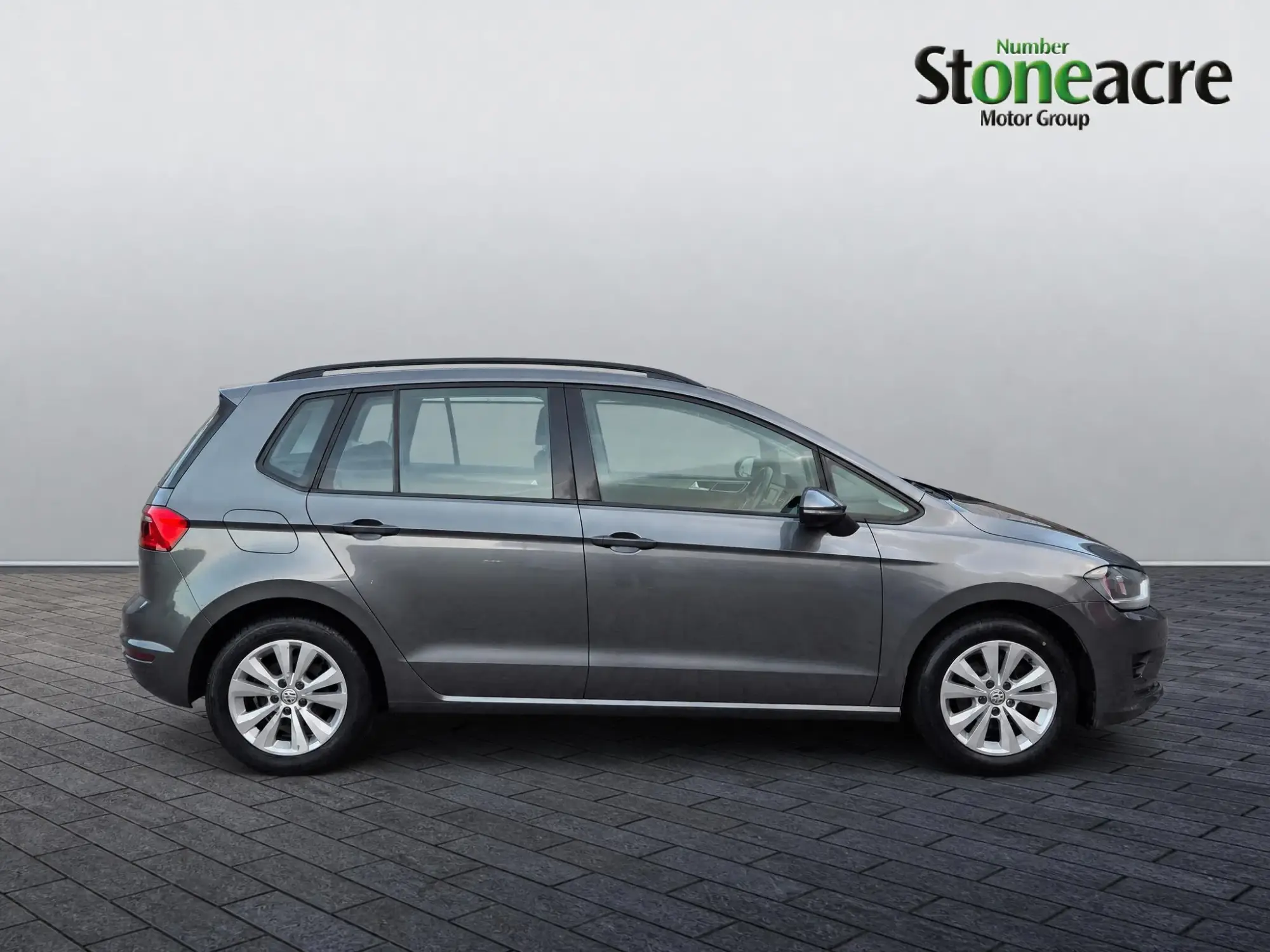 Volkswagen Golf SV Image 7