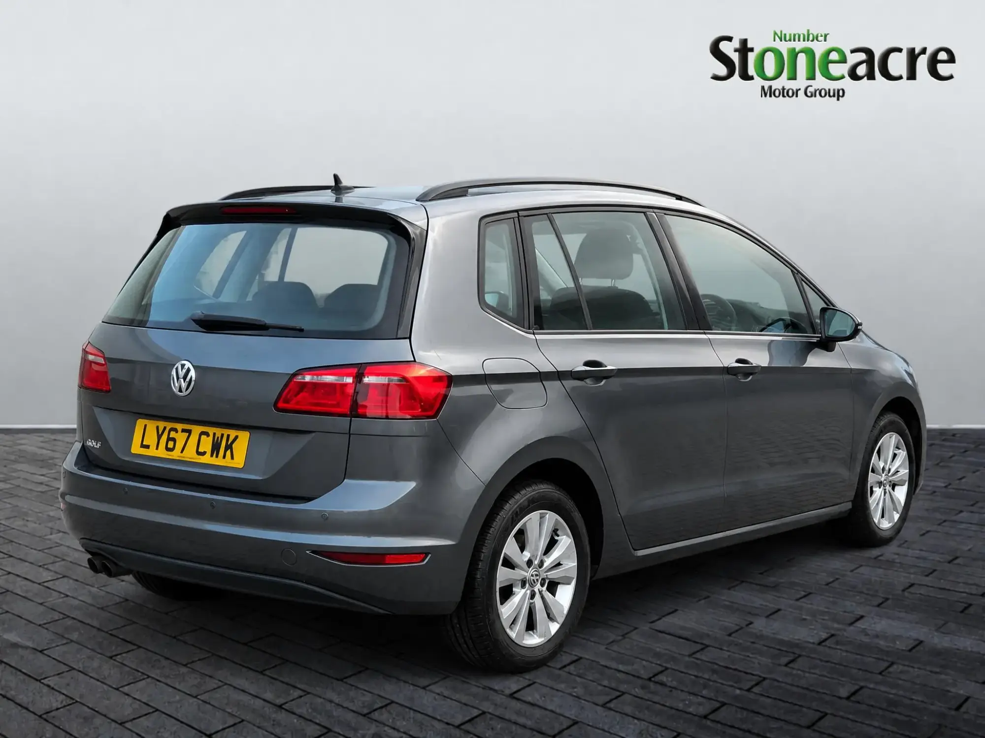Volkswagen Golf SV Image 8