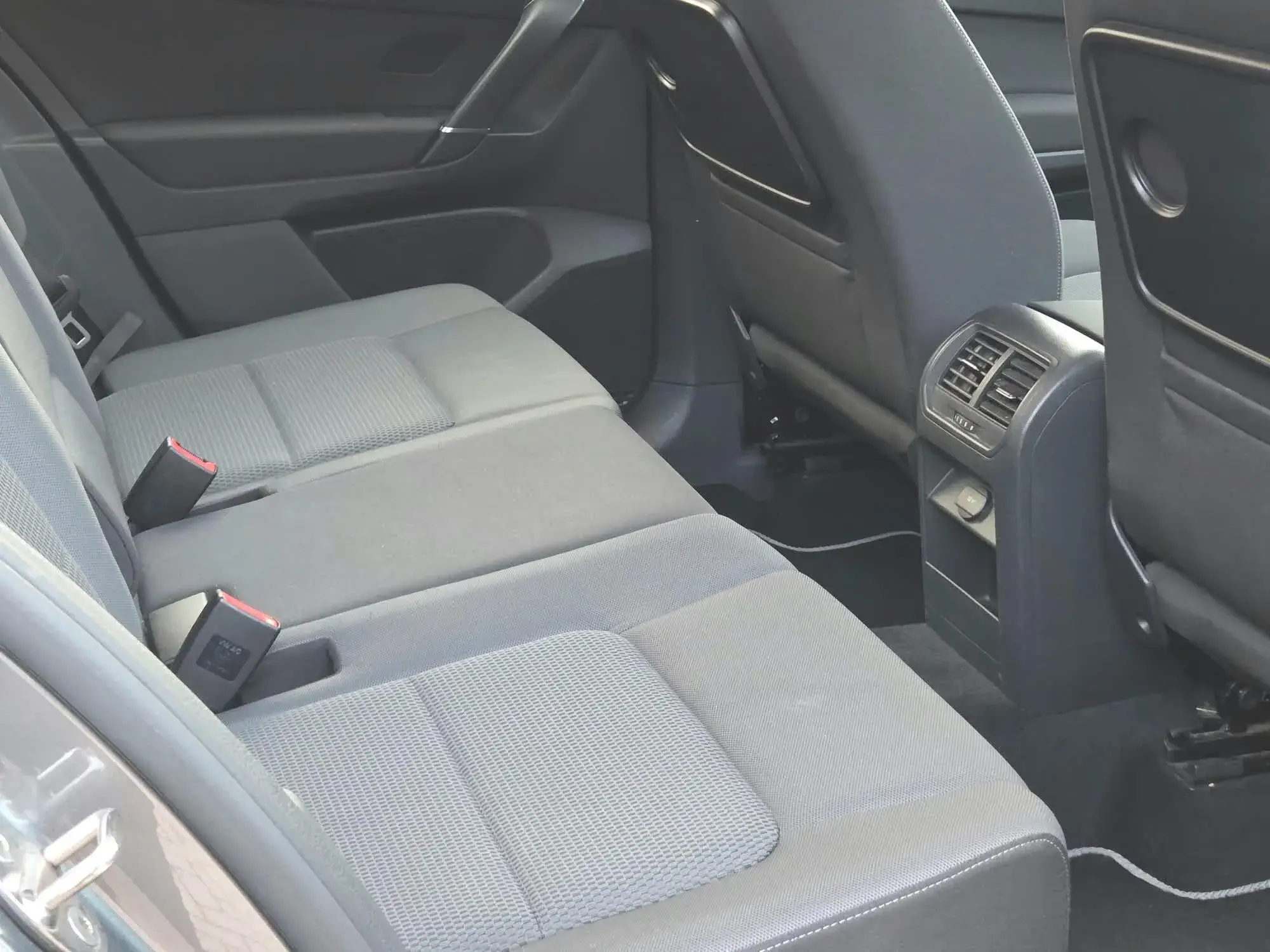 Volkswagen Golf SV Image 15