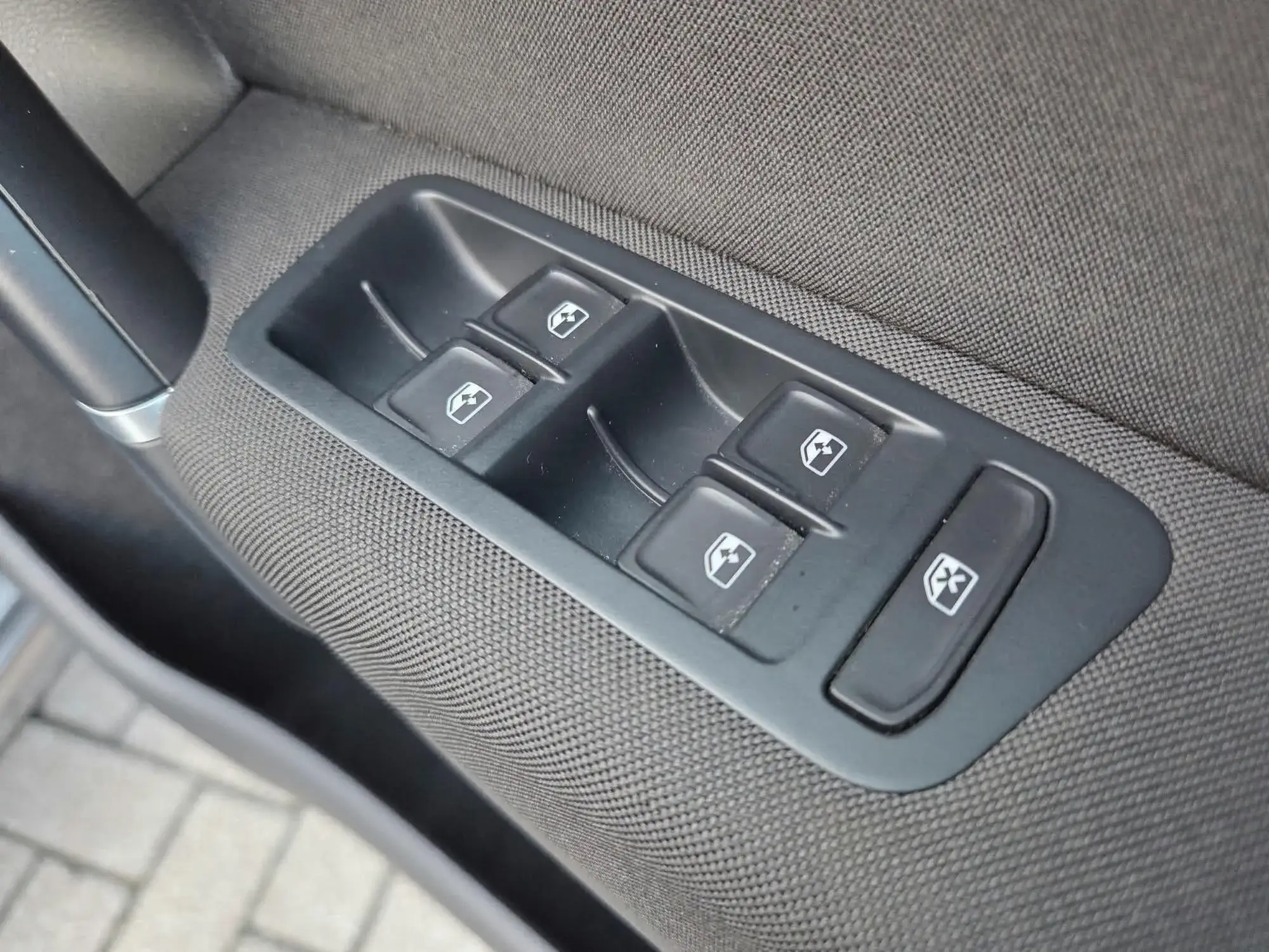 Volkswagen Golf SV Image 19