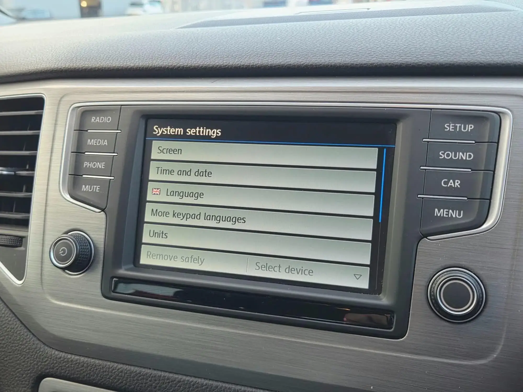 Volkswagen Golf SV Image 33
