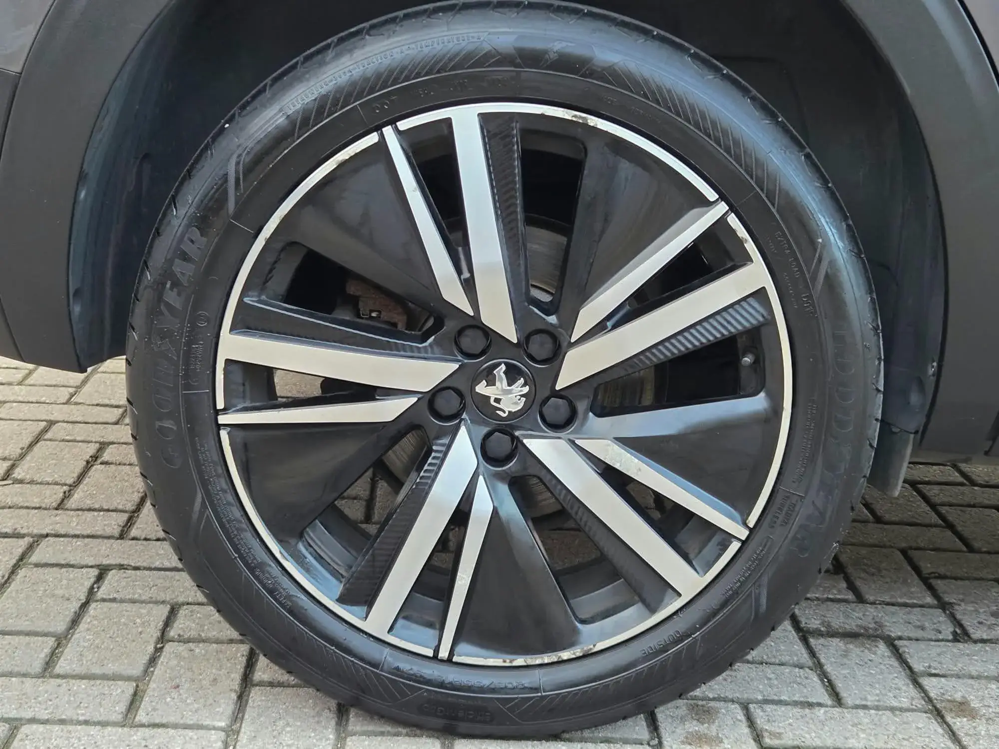 Peugeot 5008 Image 27 Peugeot 5008 Image 27