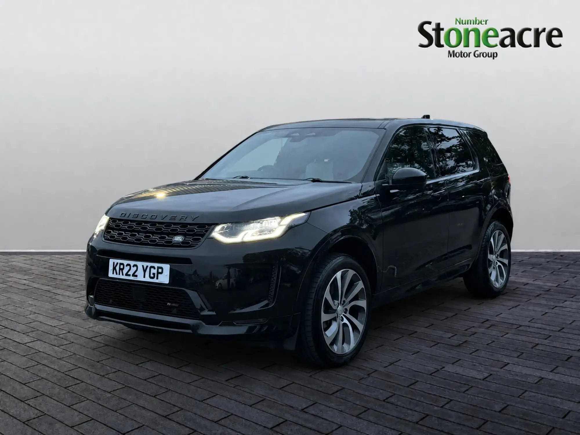 Land Rover Discovery Sport 2.0 D200 MHEV R-Dynamic HSE Auto 4WD Euro 6 (s/s) 5dr KR22YGP Image 3 Land Rover Discovery Sport 2.0 D200 MHEV R-Dynamic HSE Auto 4WD Euro 6 (s/s) 5dr KR22YGP Image 3