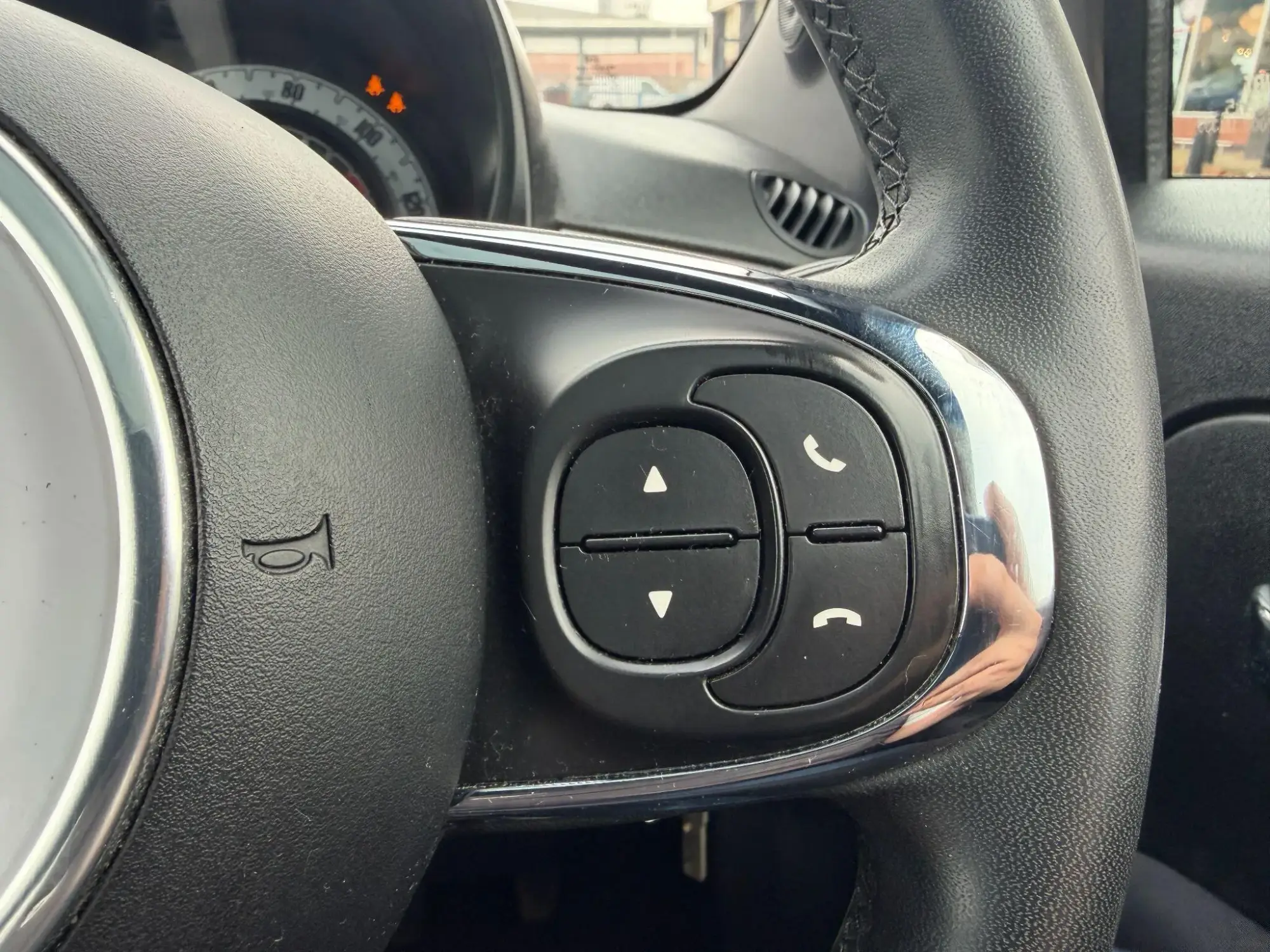 Fiat 500 Hybrid Image 13