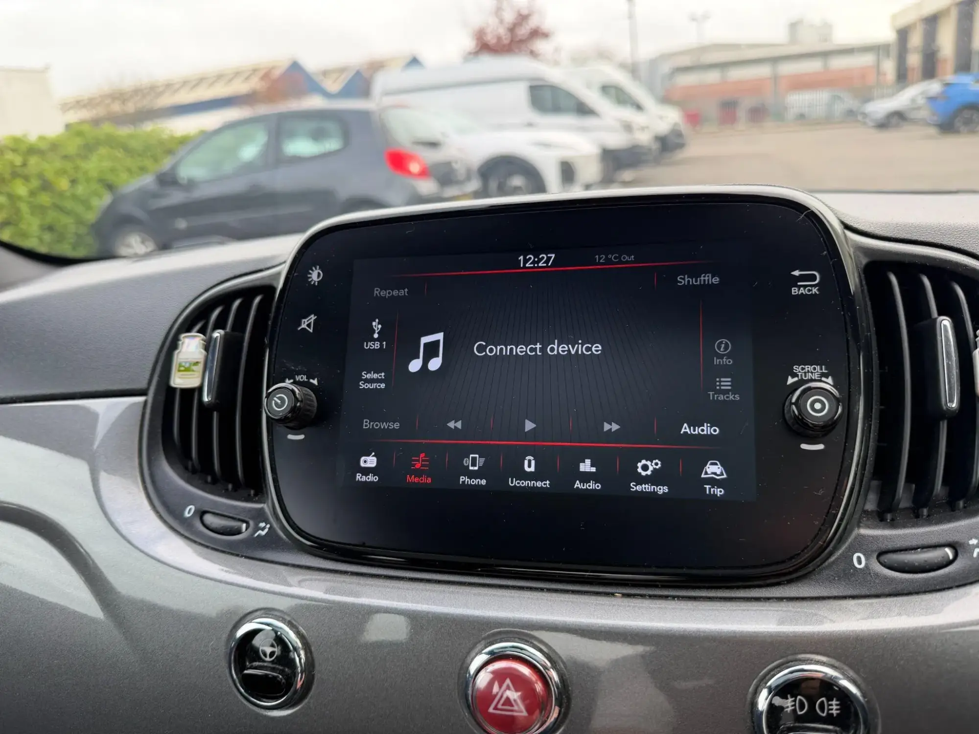 Fiat 500 Hybrid Image 17