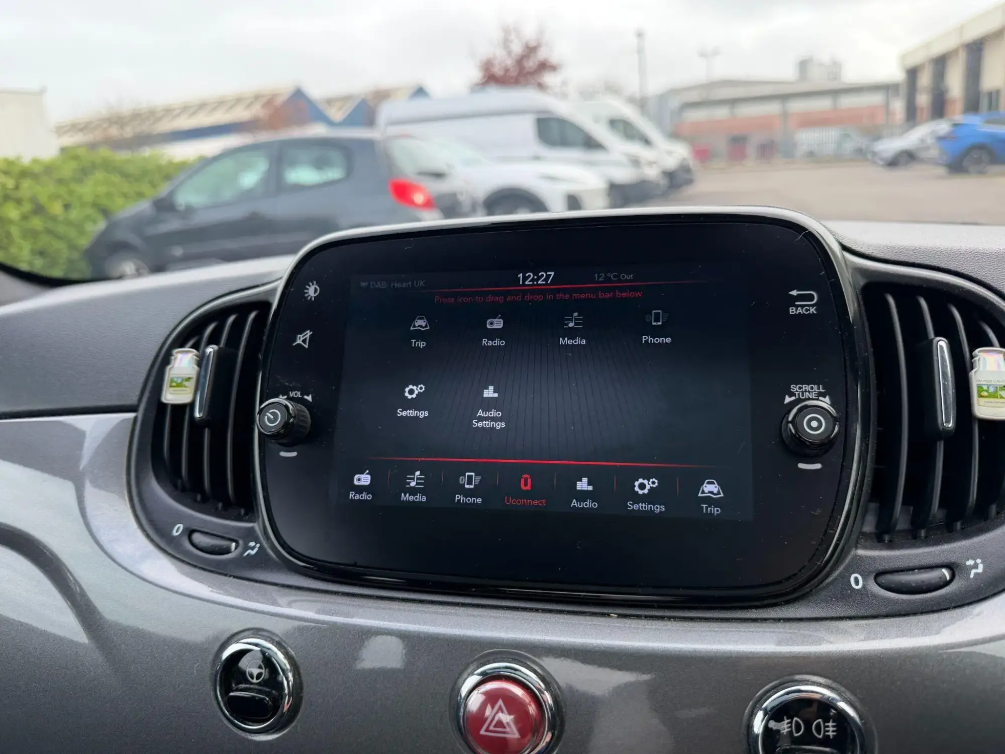 Fiat 500 Hybrid Image 19