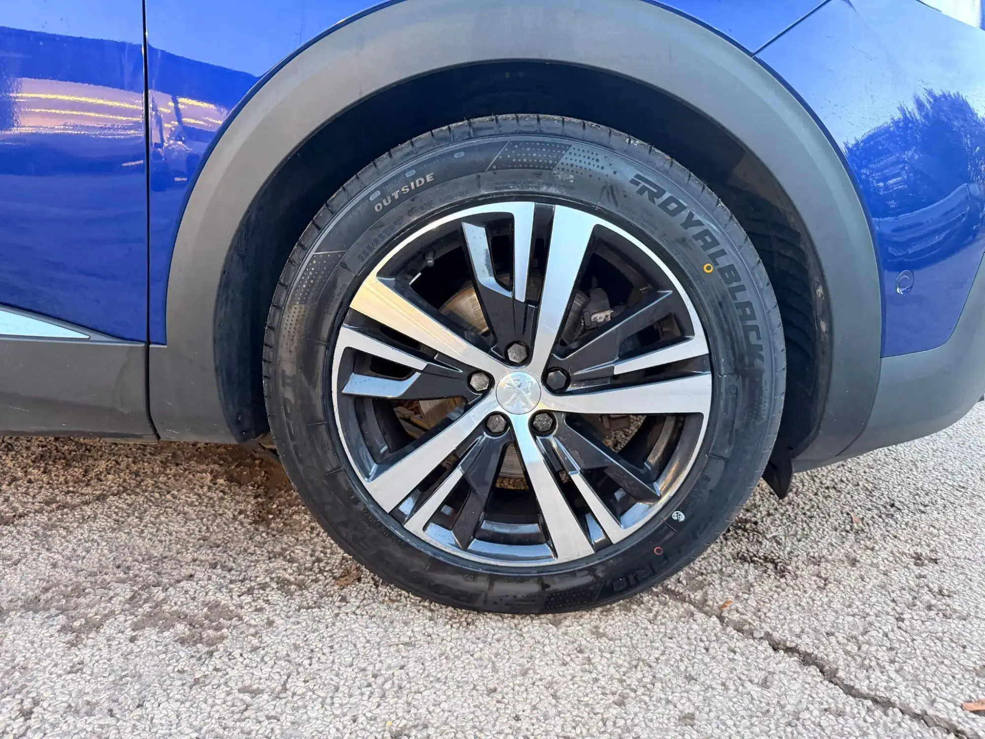 Peugeot 3008 Image 12