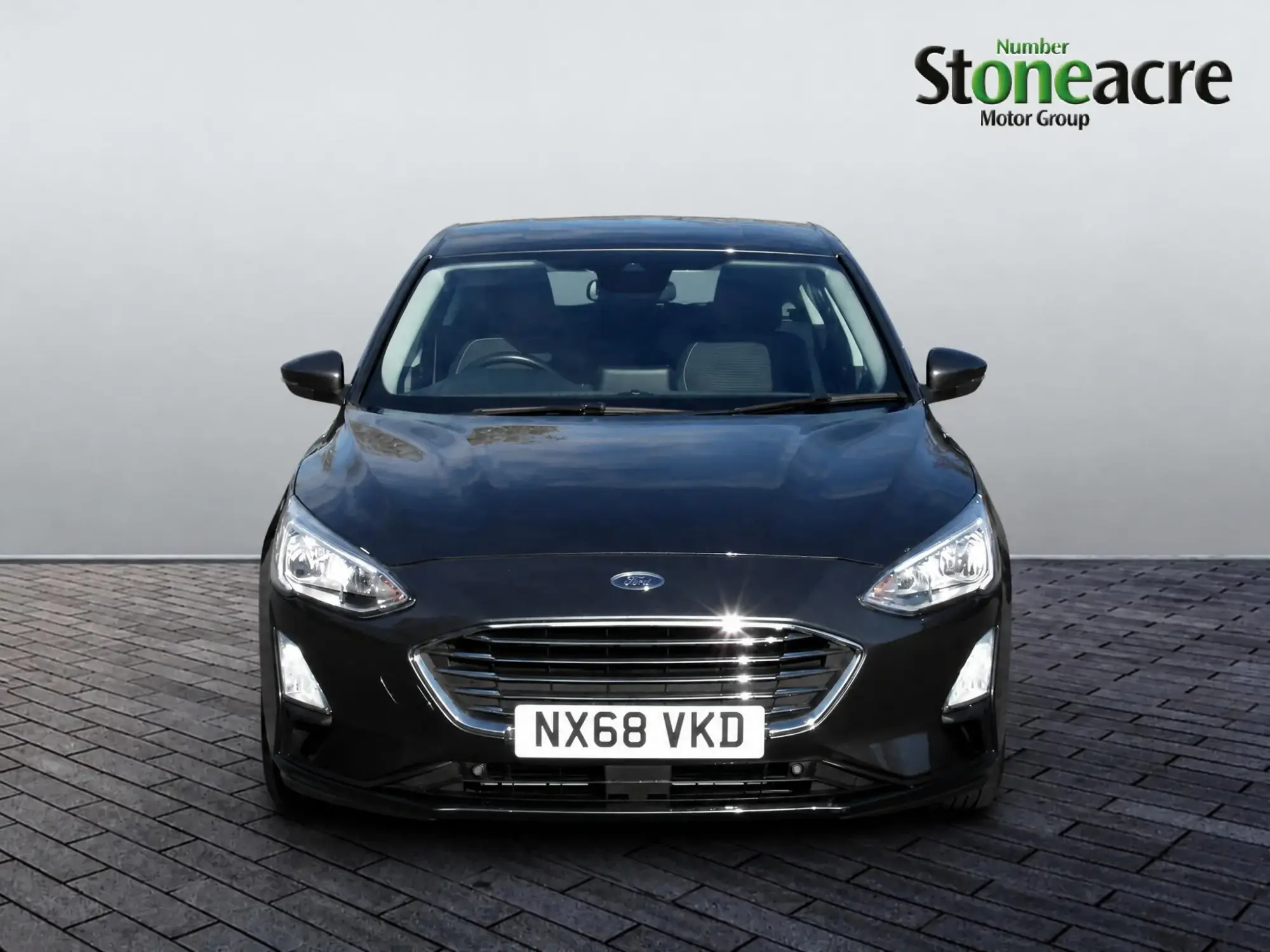 Ford Focus 1.0 EcoBoost 125 Titanium 5dr NX68VKD Image 2 Ford Focus 1.0 EcoBoost 125 Titanium 5dr NX68VKD Image 2