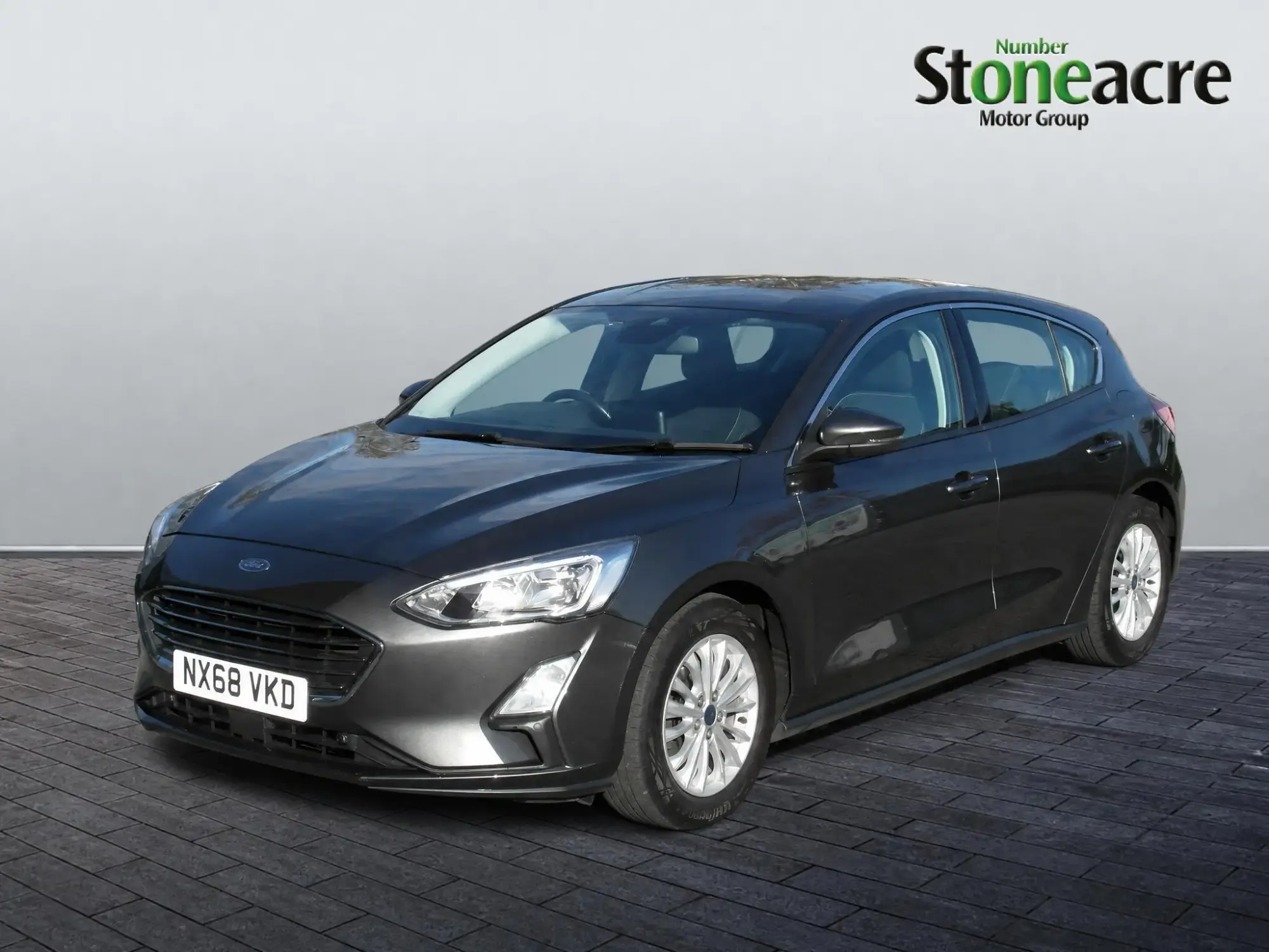 Ford Focus 1.0 EcoBoost 125 Titanium 5dr NX68VKD Image 3 Ford Focus 1.0 EcoBoost 125 Titanium 5dr NX68VKD Image 3