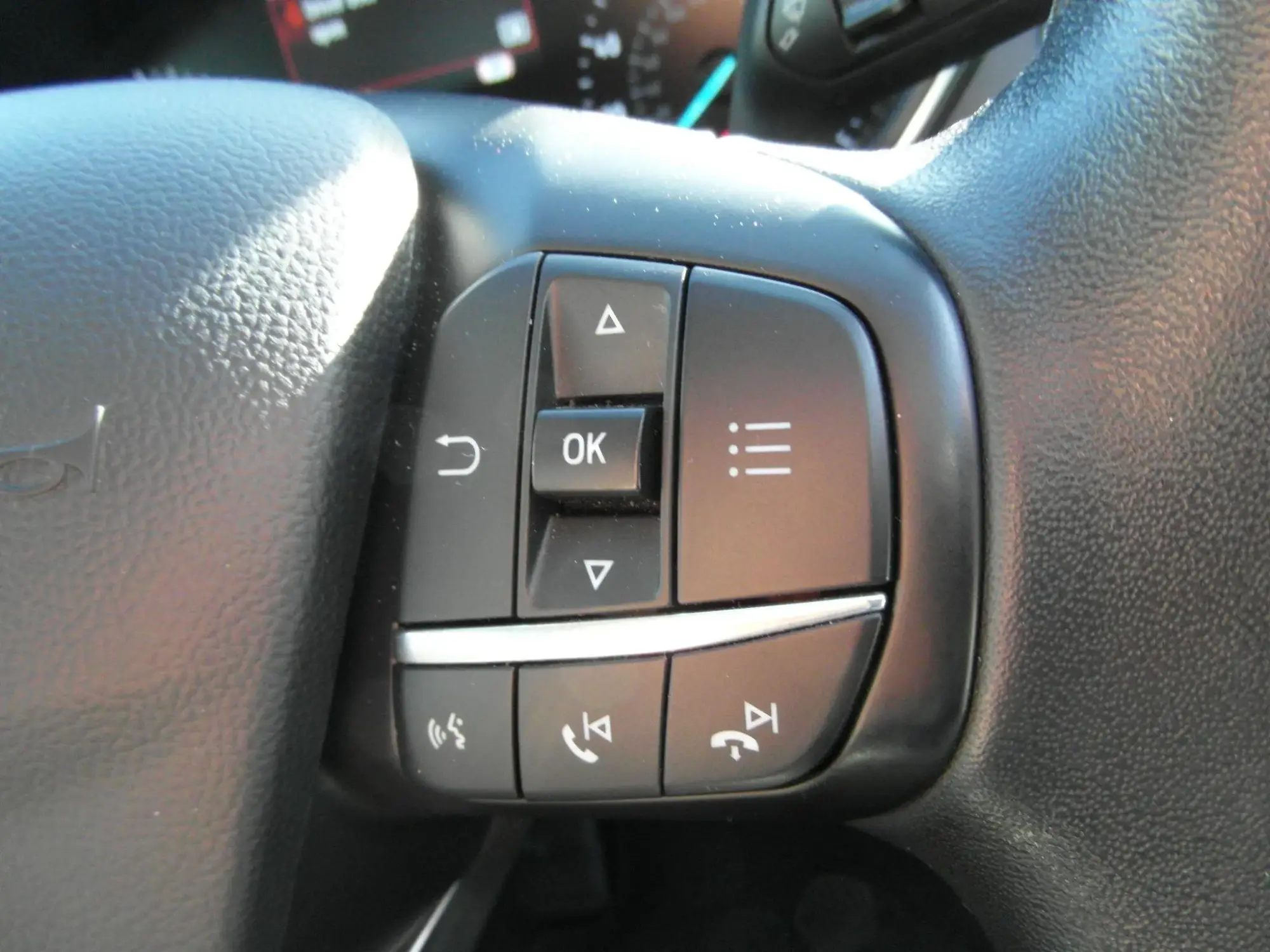 Ford Focus Image 15