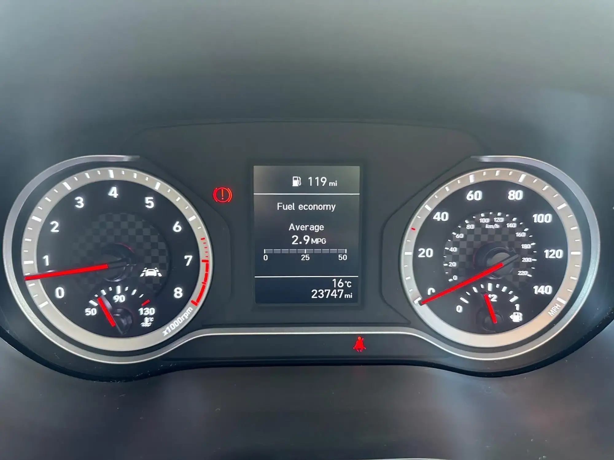 Hyundai i10 Image 8