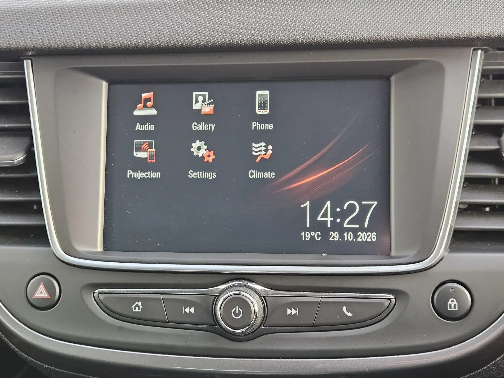 Vauxhall Crossland X Image 16