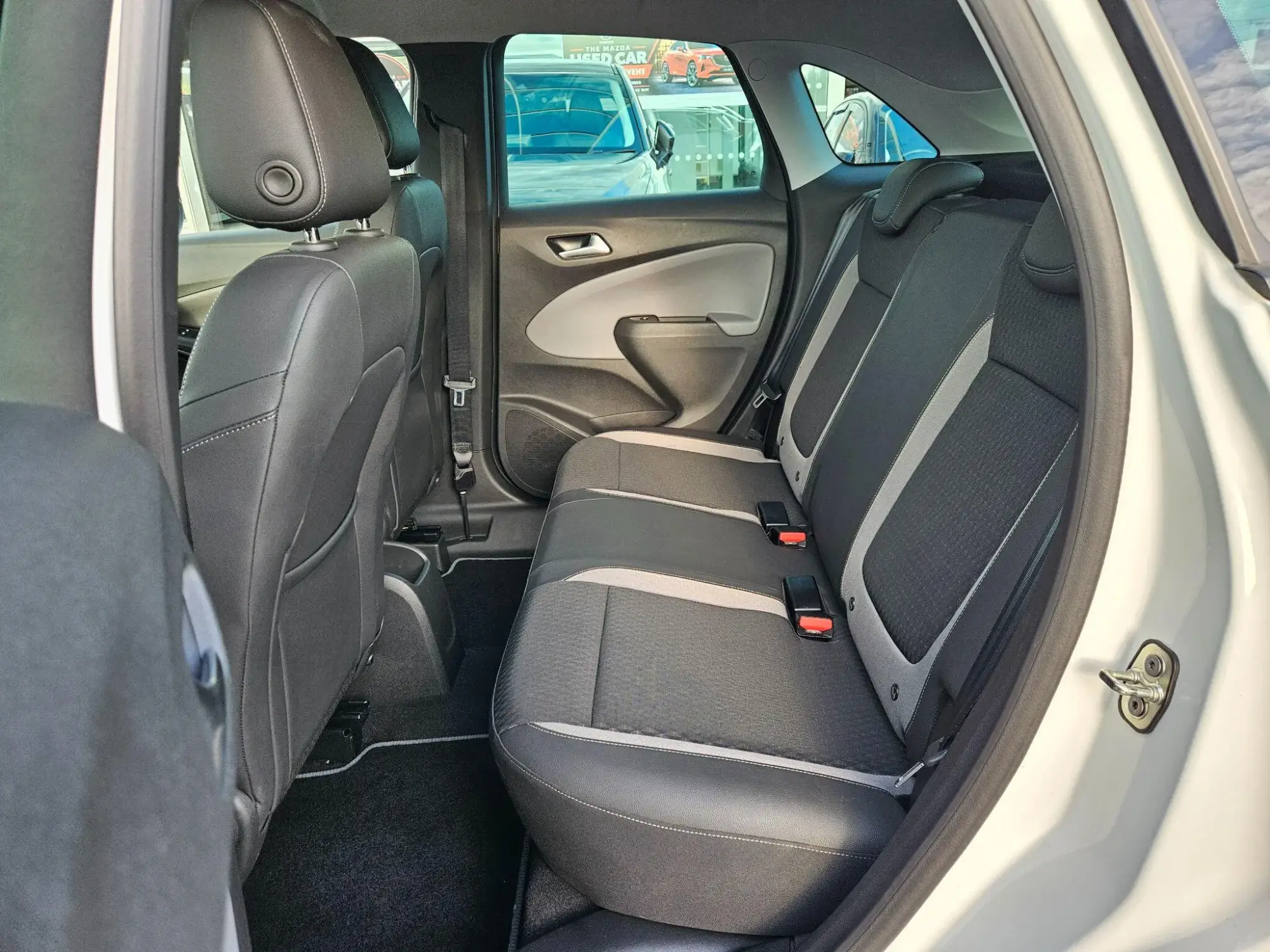 Vauxhall Crossland X Image 18