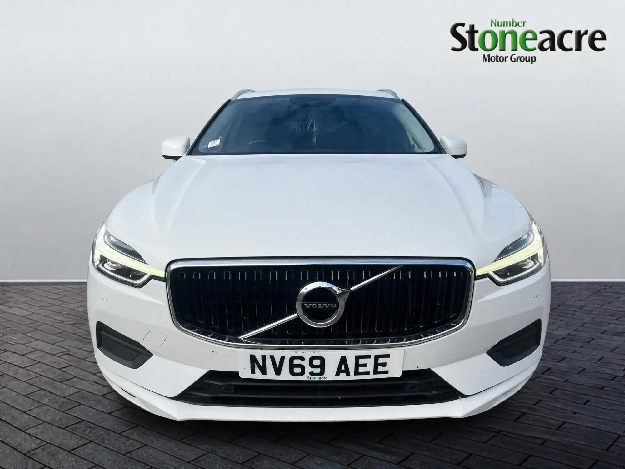 Volvo XC60 2.0 T4 Edition Auto Euro 6 (s/s) 5dr NV69AEE Image 2 Volvo XC60 2.0 T4 Edition Auto Euro 6 (s/s) 5dr NV69AEE Image 2