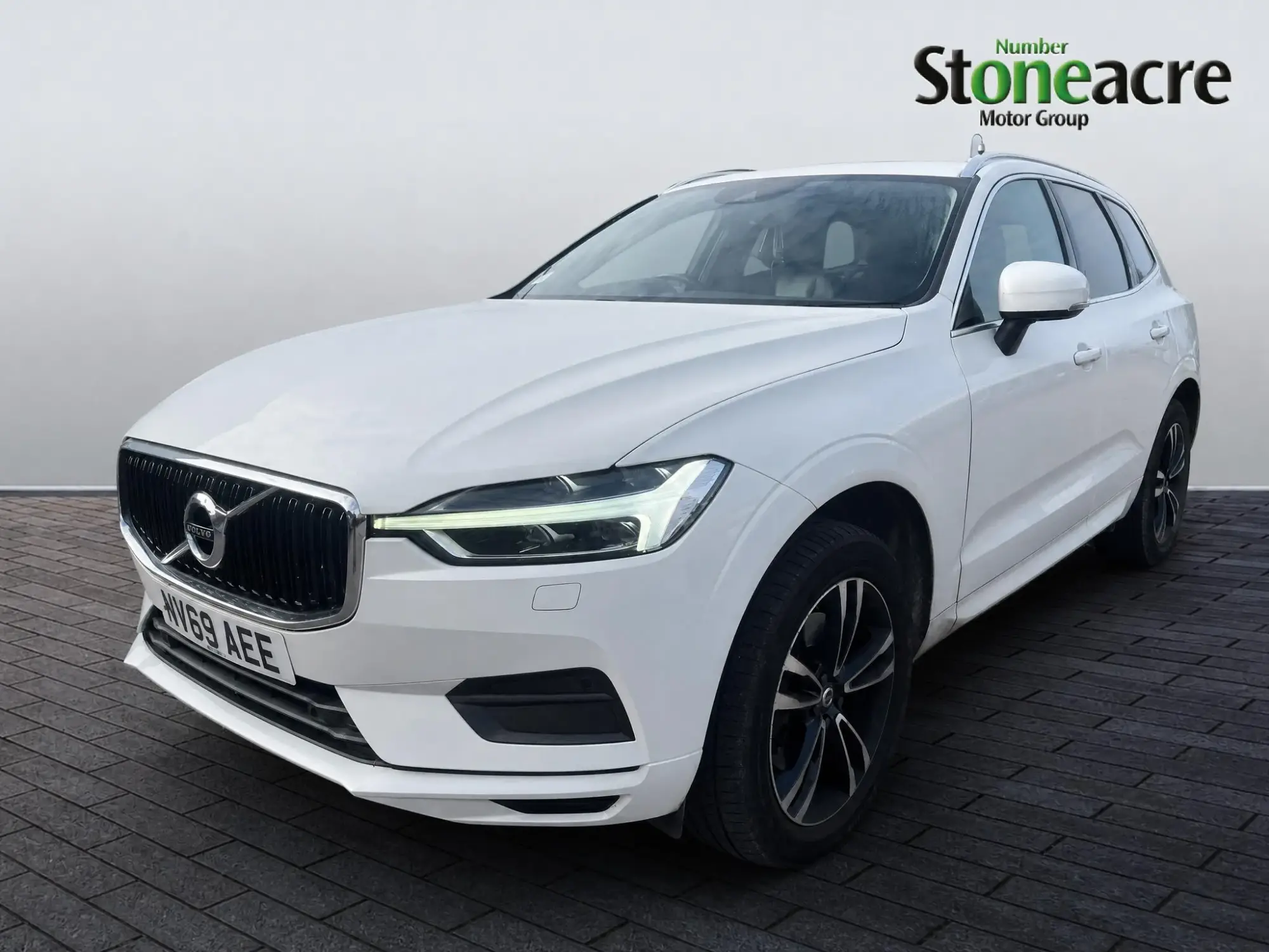 Volvo XC60 2.0 T4 Edition Auto Euro 6 (s/s) 5dr NV69AEE Image 3 Volvo XC60 2.0 T4 Edition Auto Euro 6 (s/s) 5dr NV69AEE Image 3