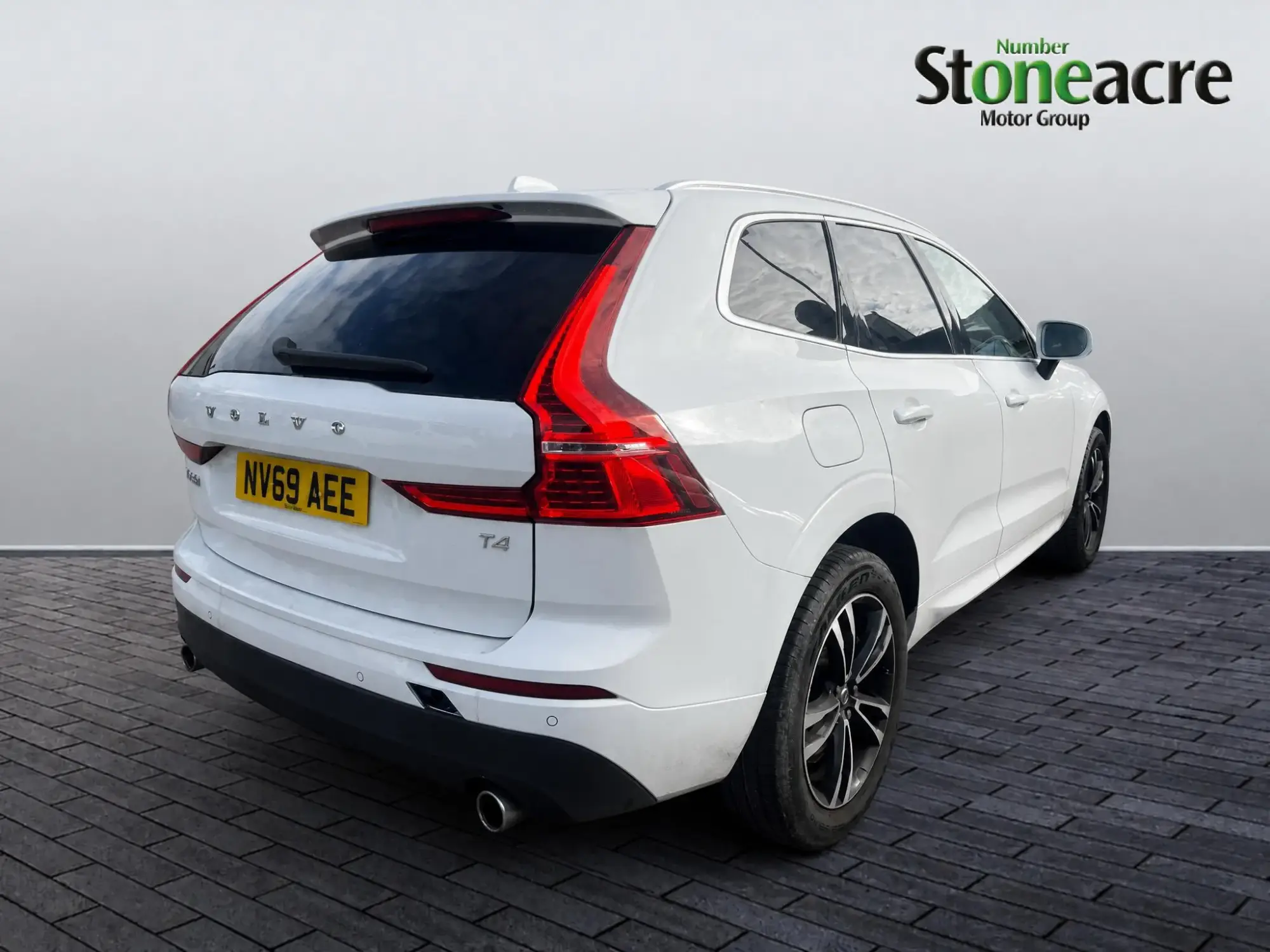 Volvo XC60 Image 8
