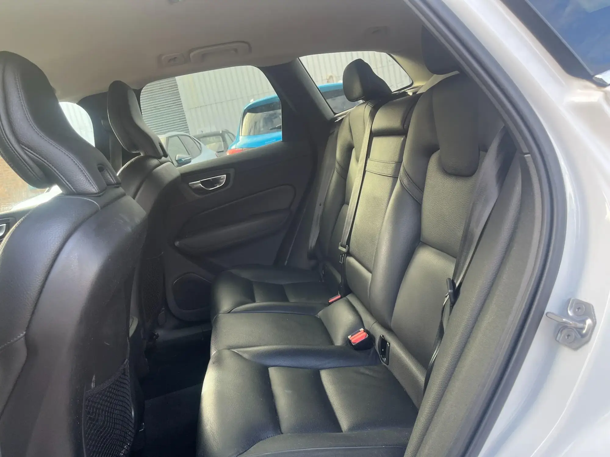 Volvo XC60 Image 12