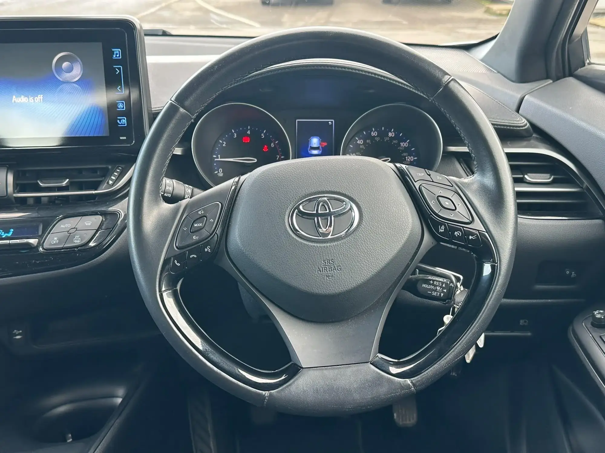 Toyota C-HR Image 8 Toyota C-HR Image 8