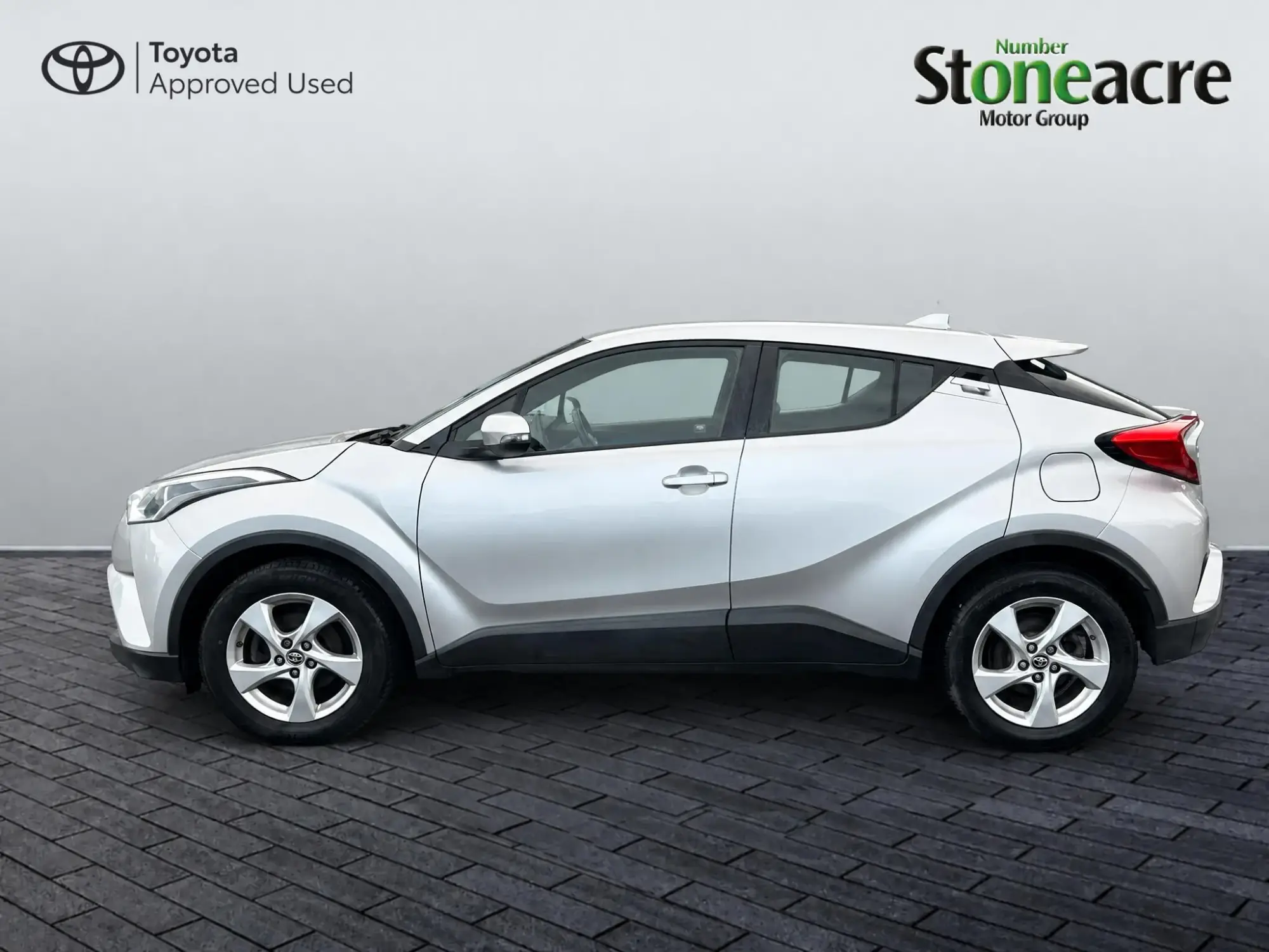 Toyota C-HR Image 17 Toyota C-HR Image 17