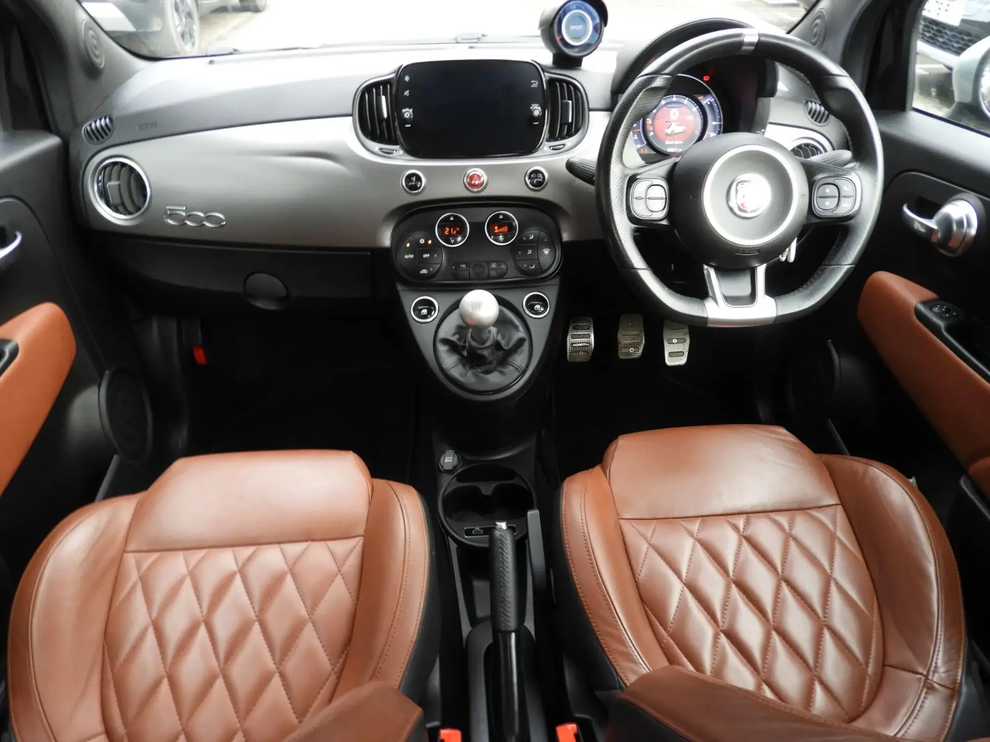 Abarth 595 1.4 T-Jet 165 Turismo 3dr YS22UBV Image 3