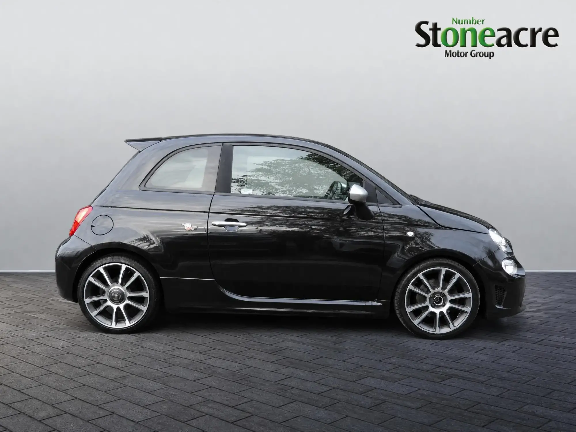 Abarth 595 Image 10 Abarth 595 Image 10