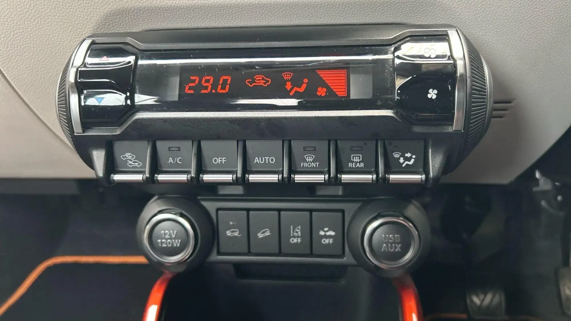 Suzuki Ignis Image 30 Suzuki Ignis Image 30