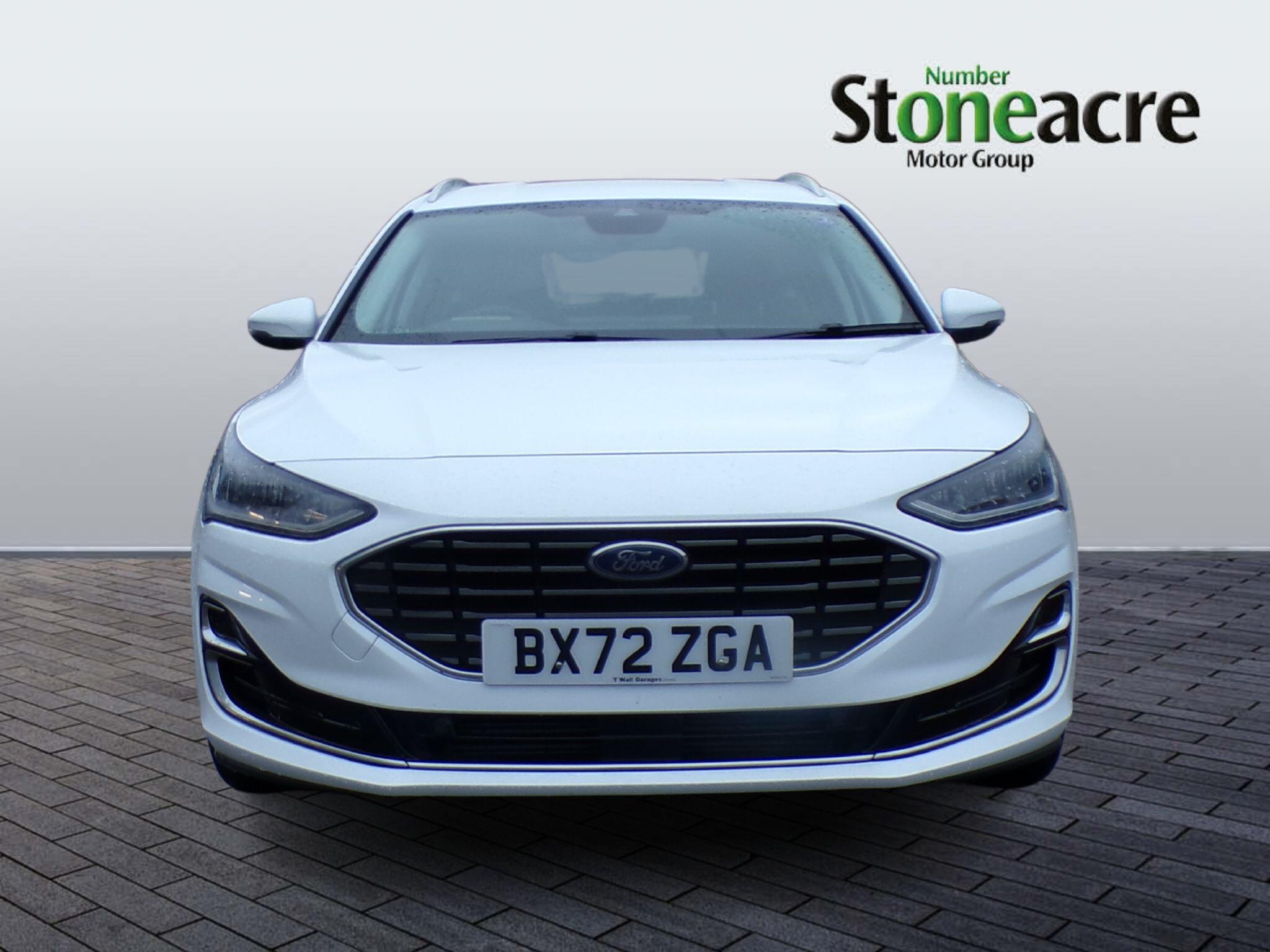 Ford Focus 1.0T EcoBoost MHEV Titanium Vignale Euro 6 (s/s) 5dr BX72ZGA Image 2