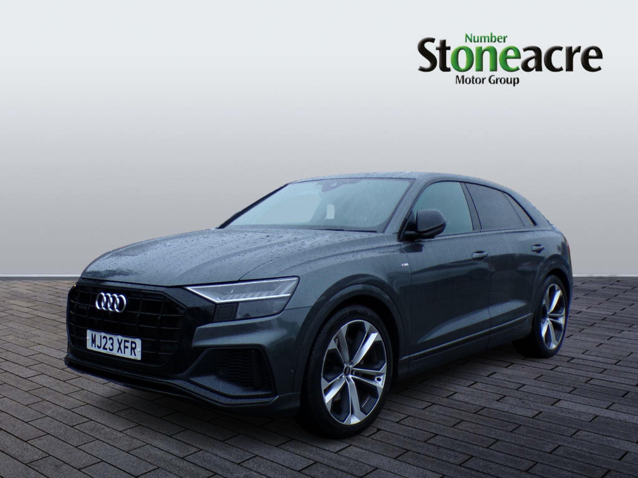 Audi Q8 3.0 TFSI V6 55 Black Edition Tiptronic quattro Euro 6 (s/s) 5dr MJ23XFR Image 3