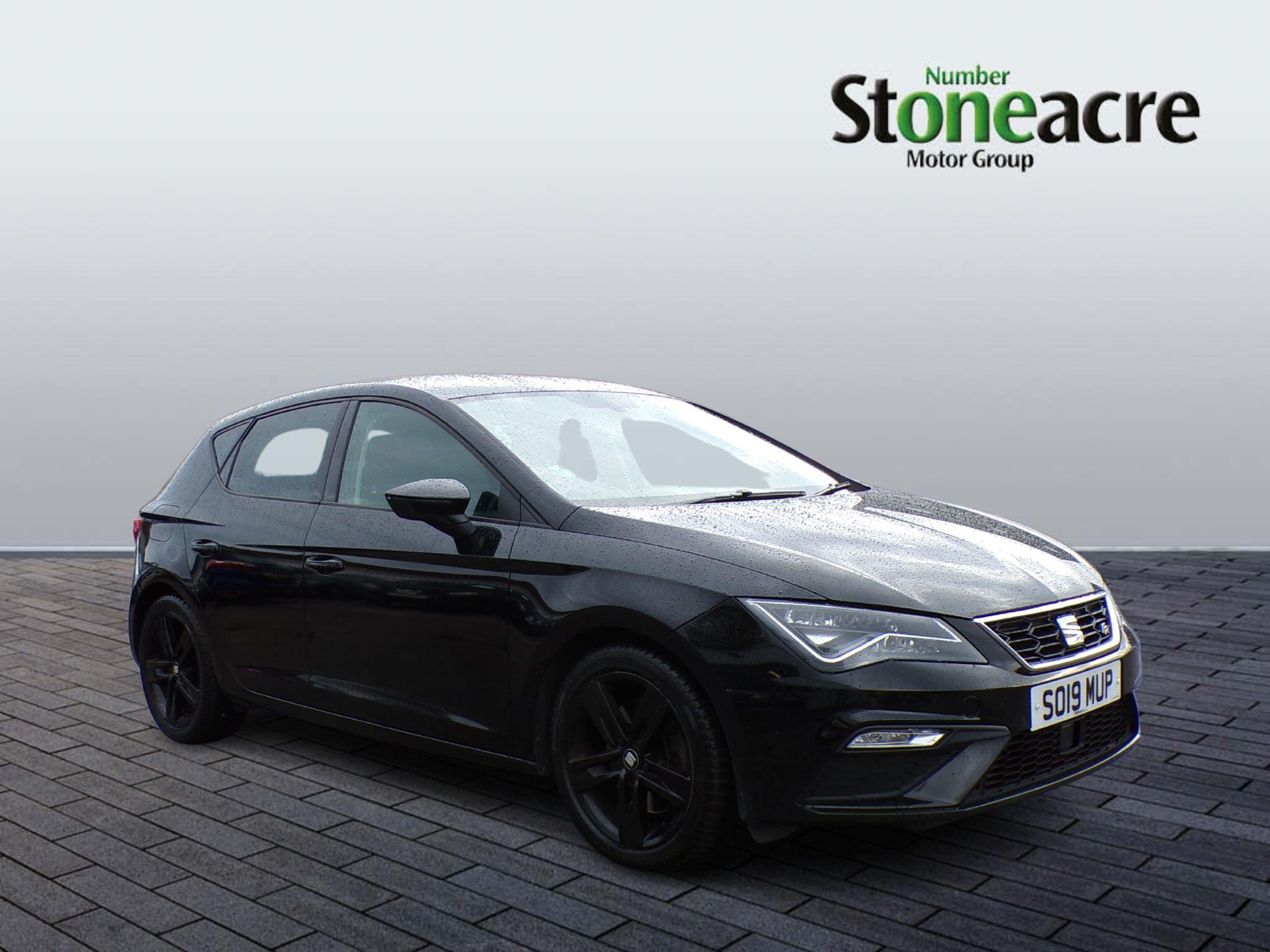 SEAT Leon 2.0 TSI FR DSG Euro 6 (s/s) 5dr SO19MUP Image 1