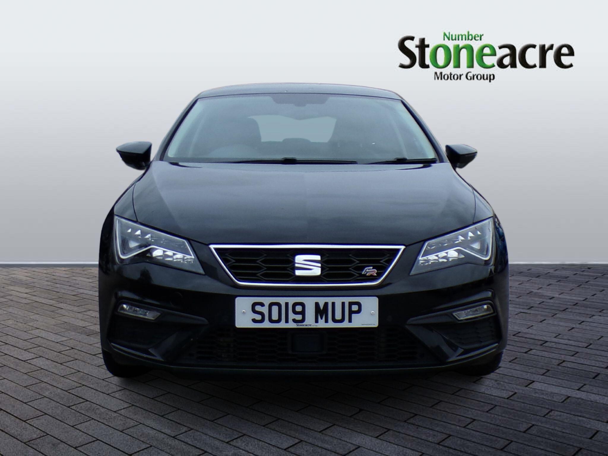 SEAT Leon 2.0 TSI FR DSG Euro 6 (s/s) 5dr SO19MUP Image 2